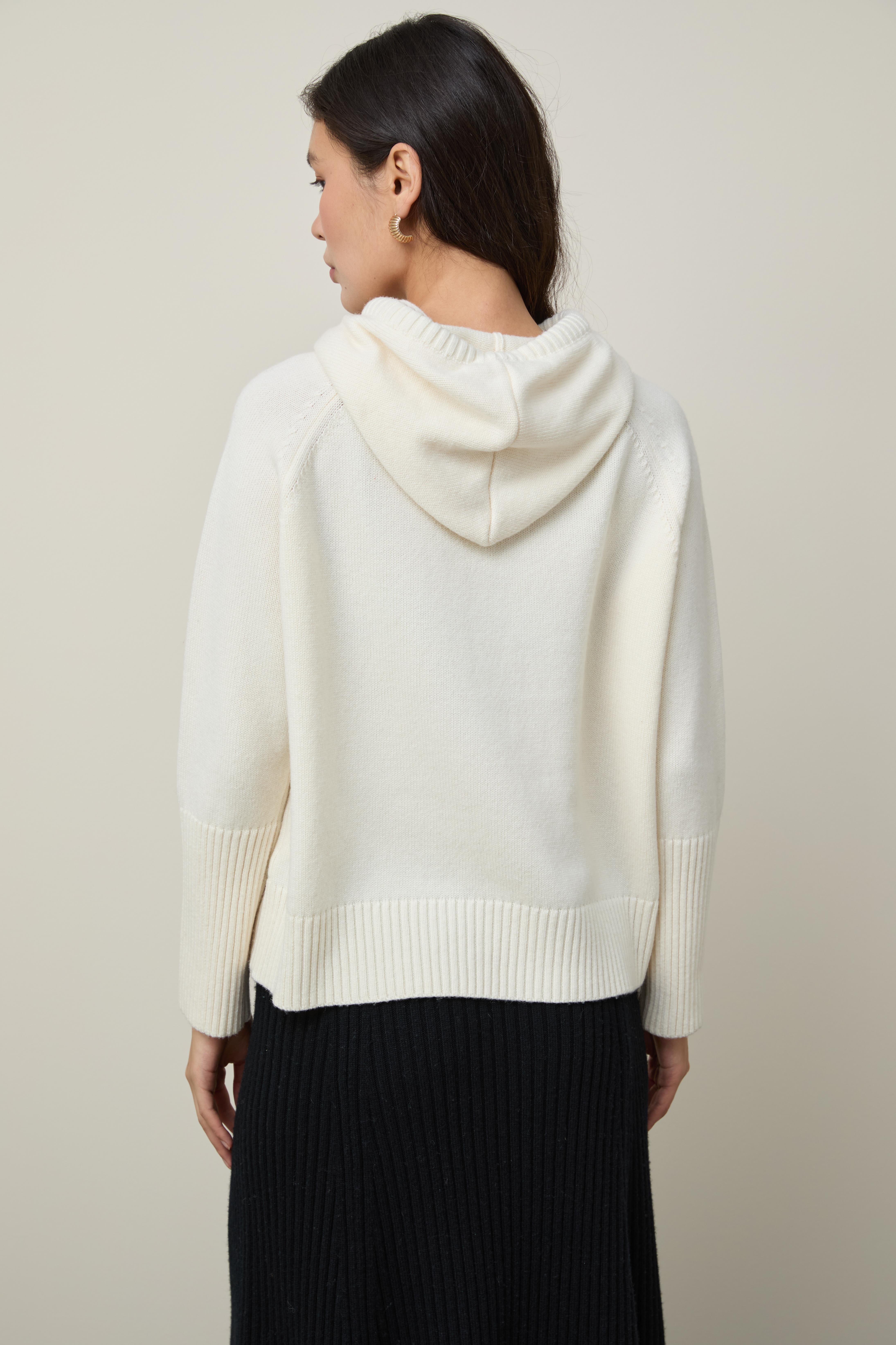 Kaşmir ve Yün Karışımlı Kapüşonlu Kazak