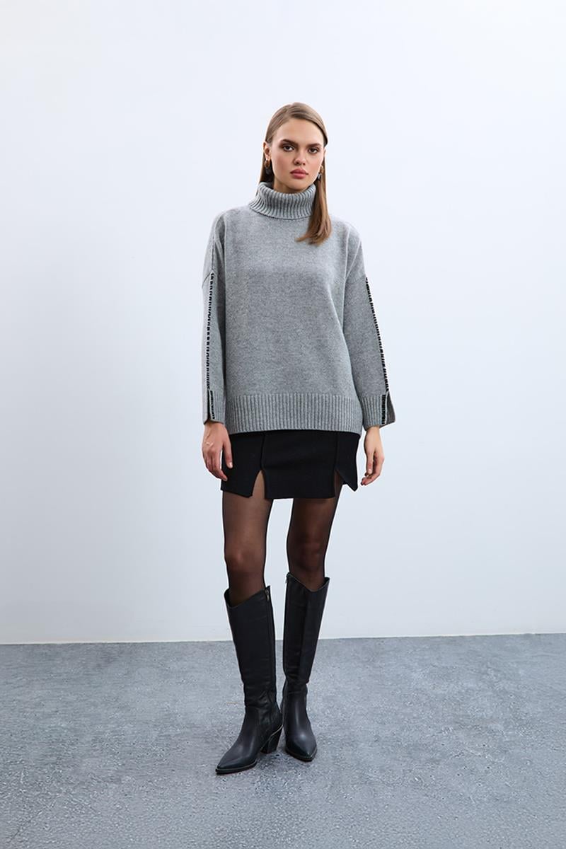 Свитер с воротником-гольф и деталями на рукавах из смеси кашемира и шерсти