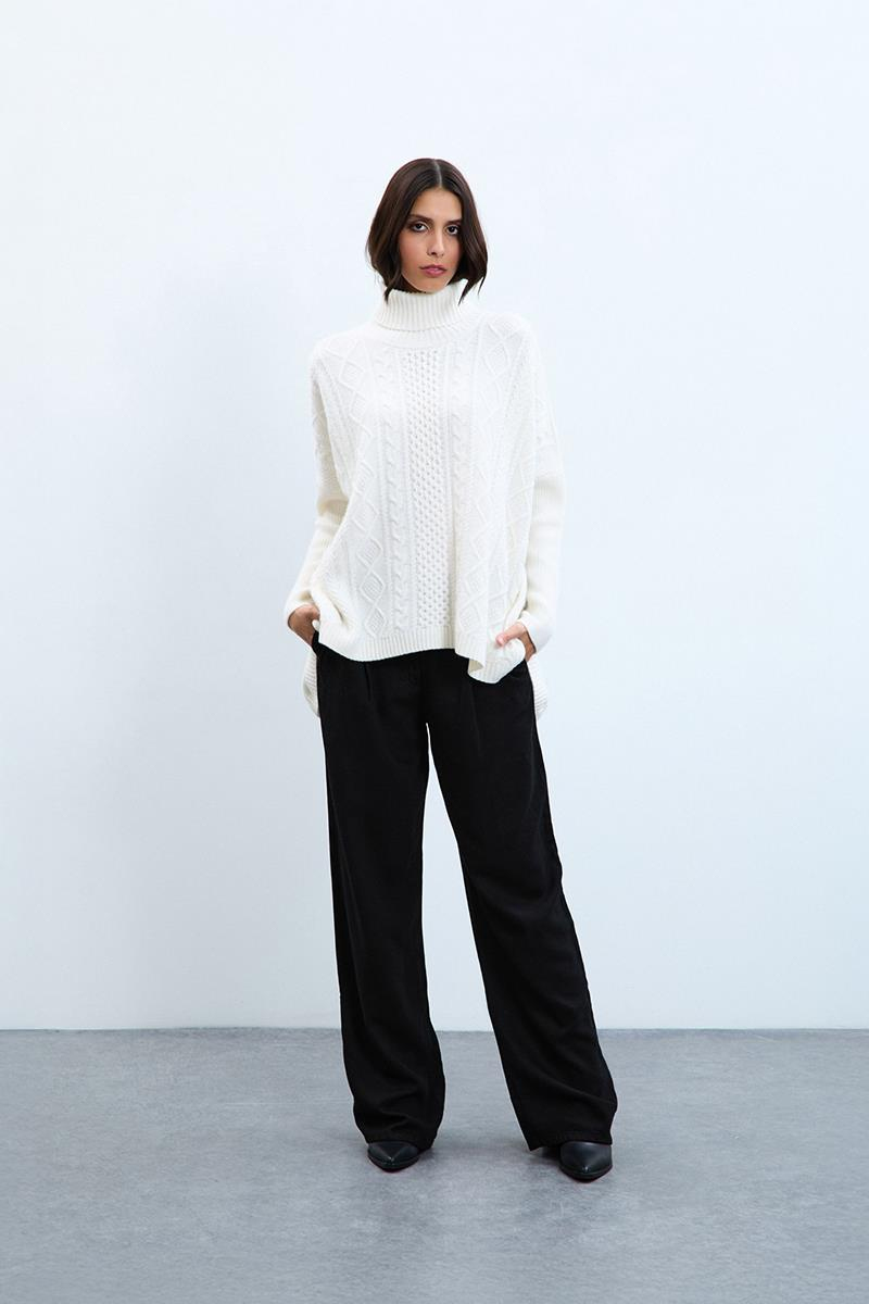 Kaşmir ve Yün Karışımlı Örgü Oyunlu Balıkçı Yaka Kazak