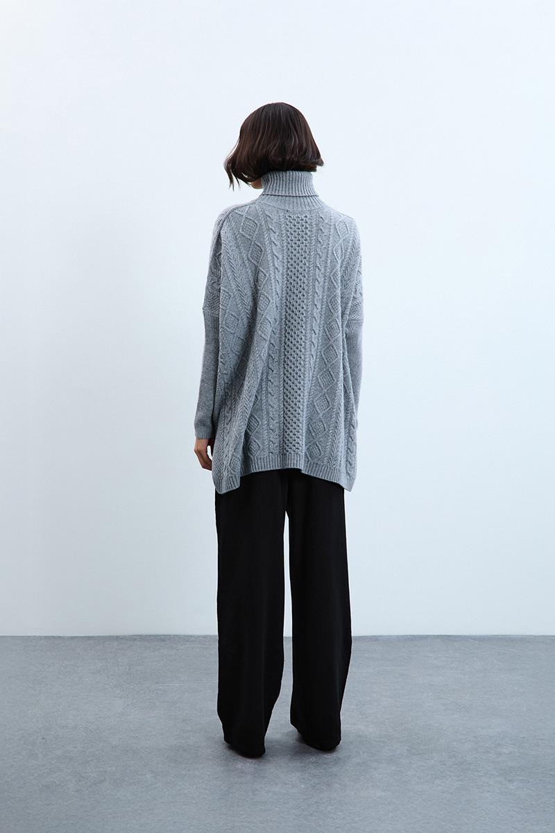 Kaşmir ve Yün Karışımlı Örgü Oyunlu Balıkçı Yaka Kazak