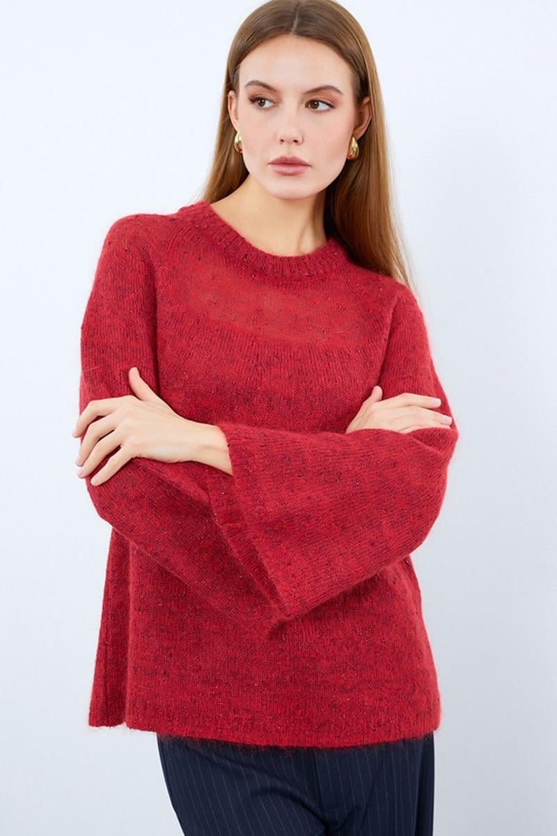 Свитер с металлическими шнурами и деталью на спине, круглый вырез