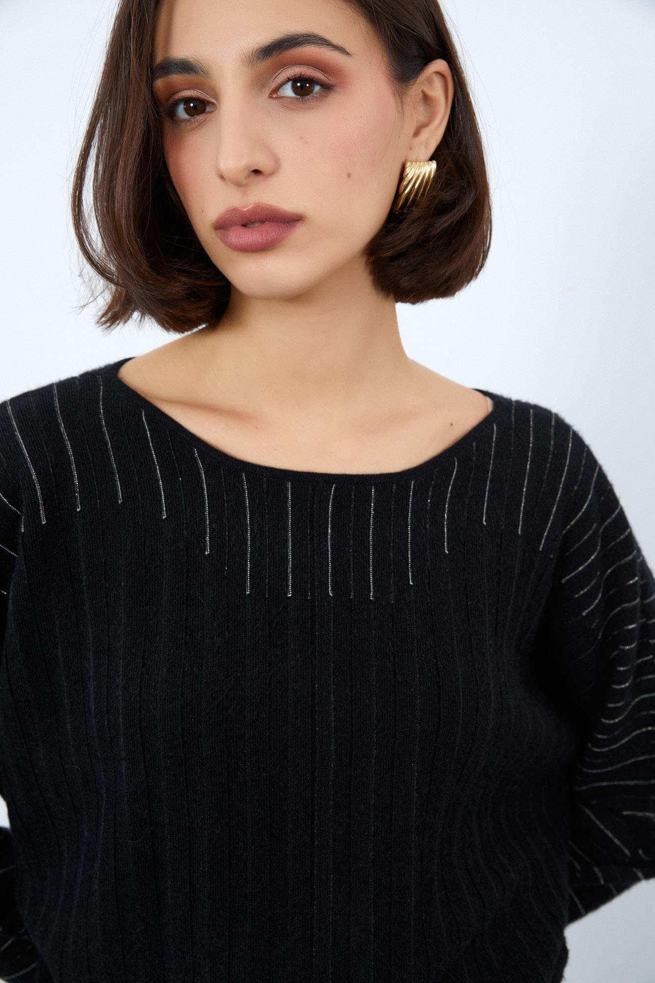 Metalik Şerit Detaylı Fifilli Kazak