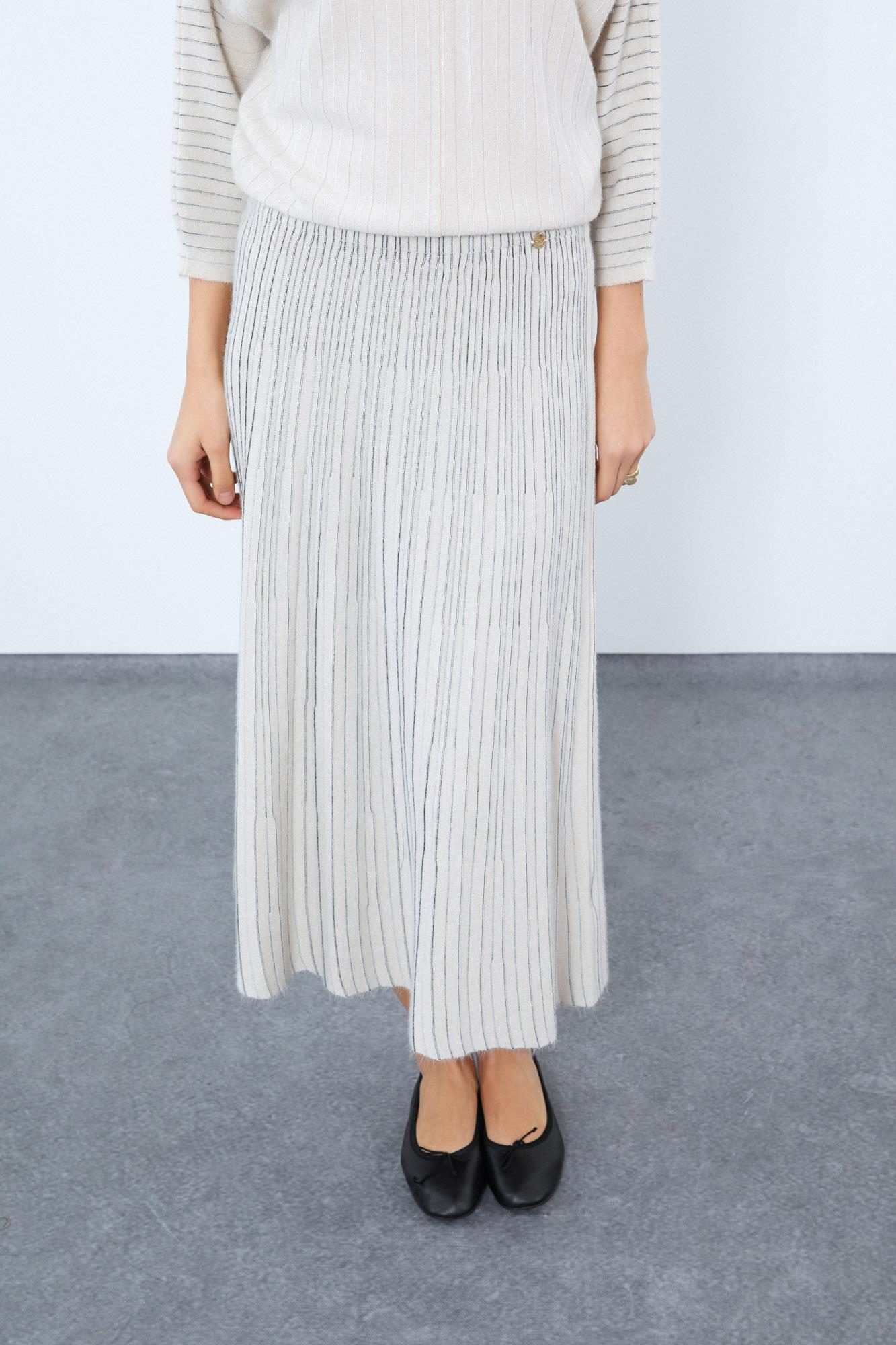 Metalik Şerit Detaylı Midi Etek