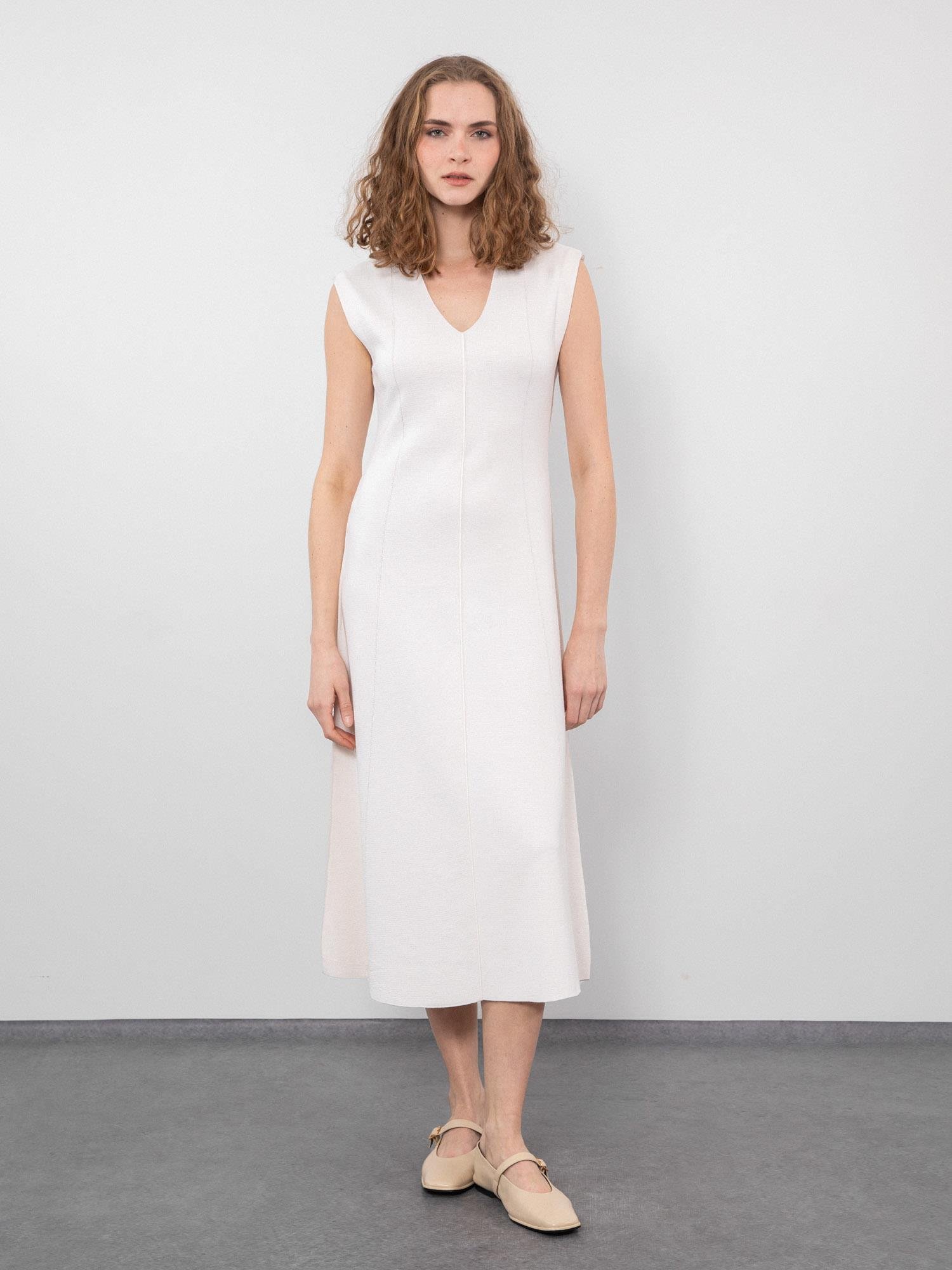 Metallik İpli V yaka Şerit Dikiş Detaylı Elbise