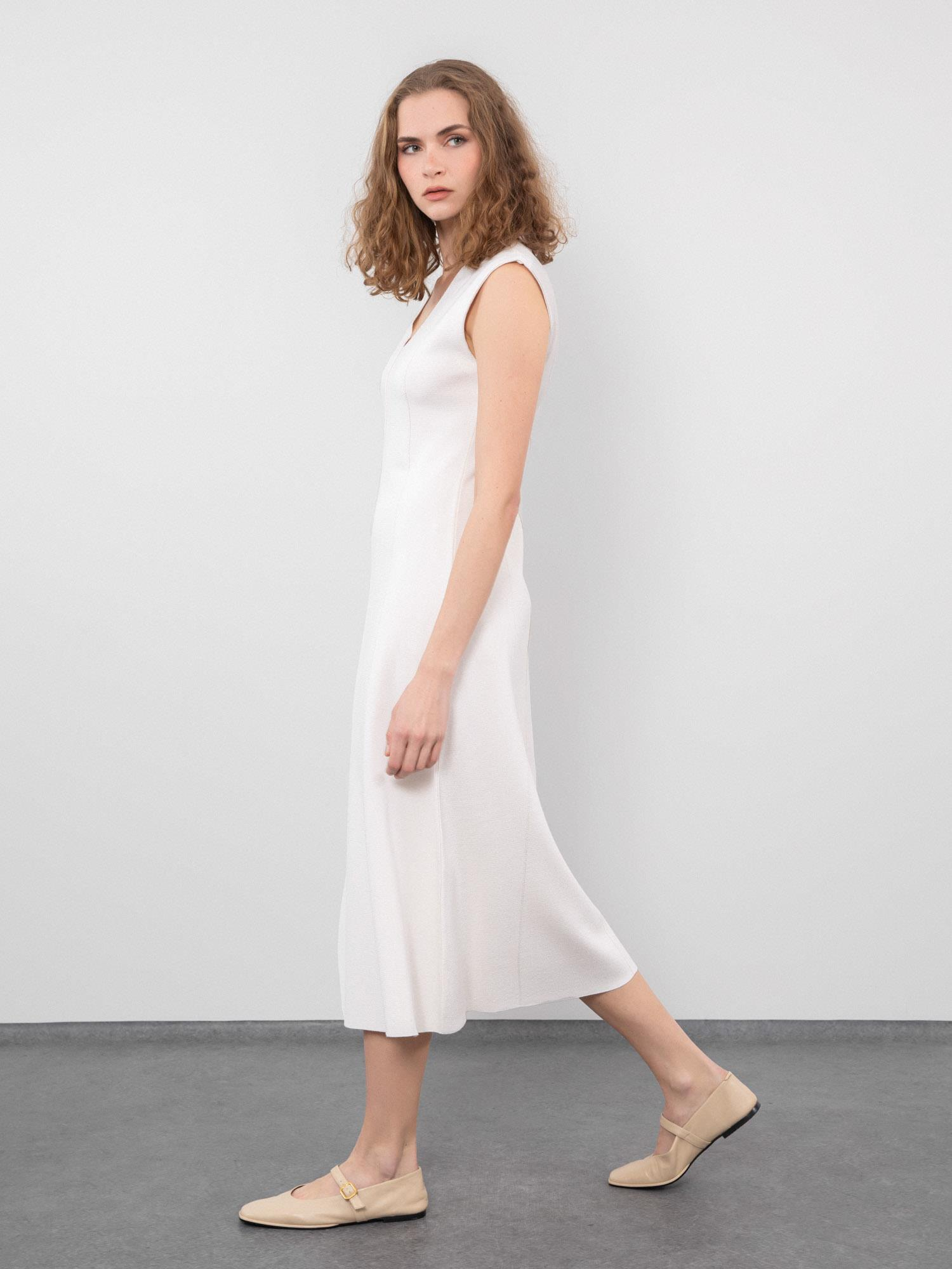 Metallik İpli V yaka Şerit Dikiş Detaylı Elbise