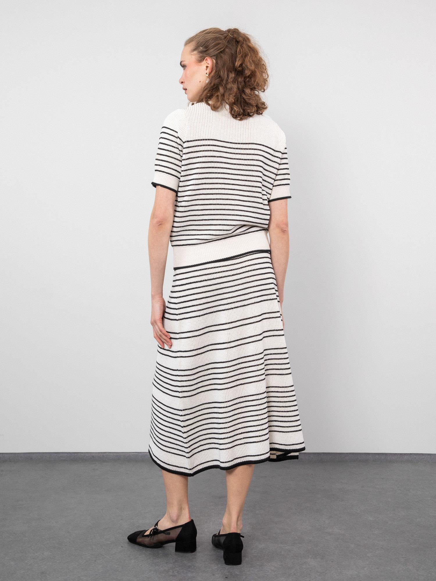 Organik Pamuk Karışımlı Çizgili Zıt Renk Detaylı Kazak