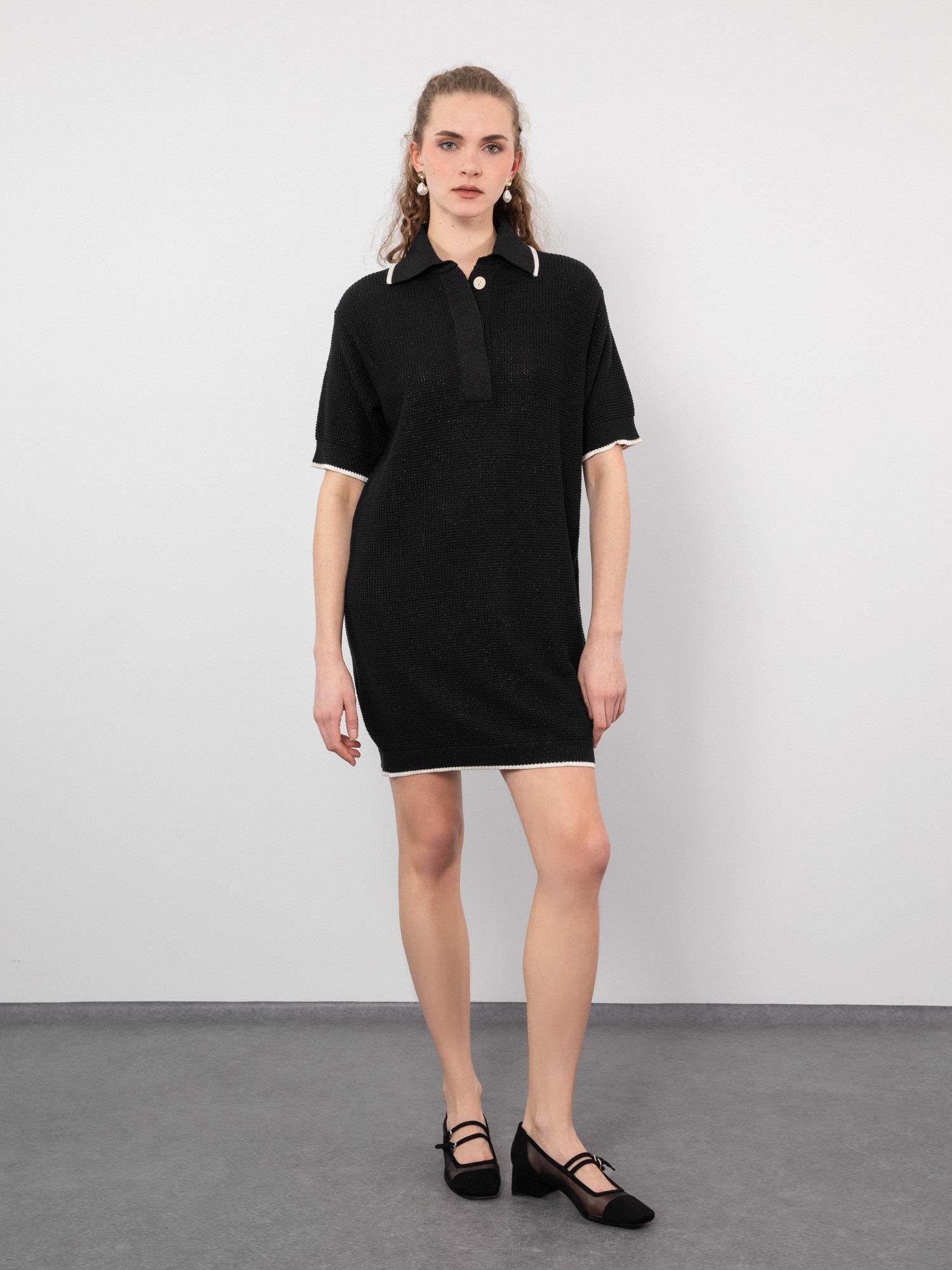 Organik Pamuk Karışımlı Dokulu Polo Yaka Metalik İpli Zıt Renk Detaylı Elbise