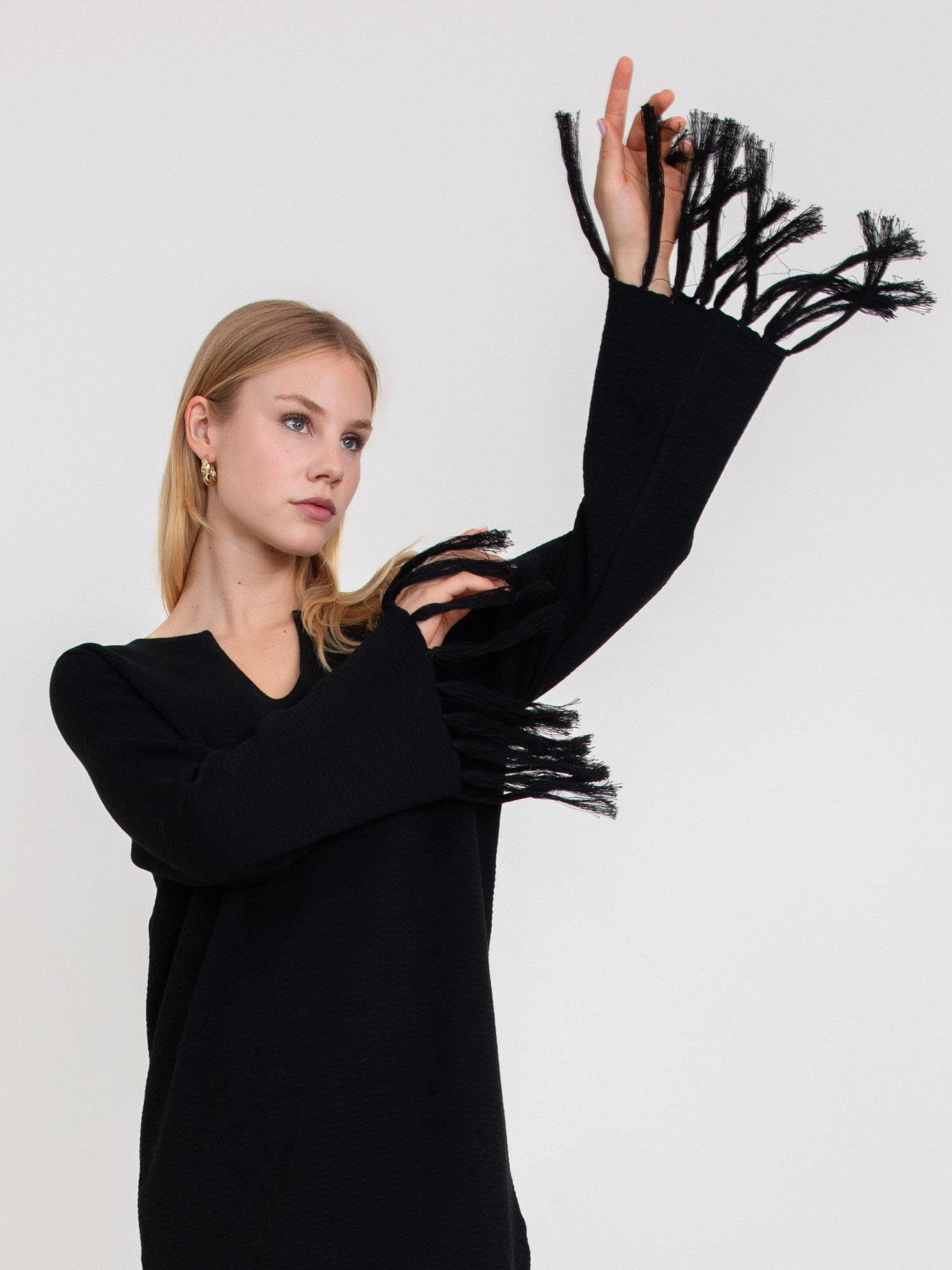 Organik Pamuk Karışımlı Püskül Detaylı Kazak