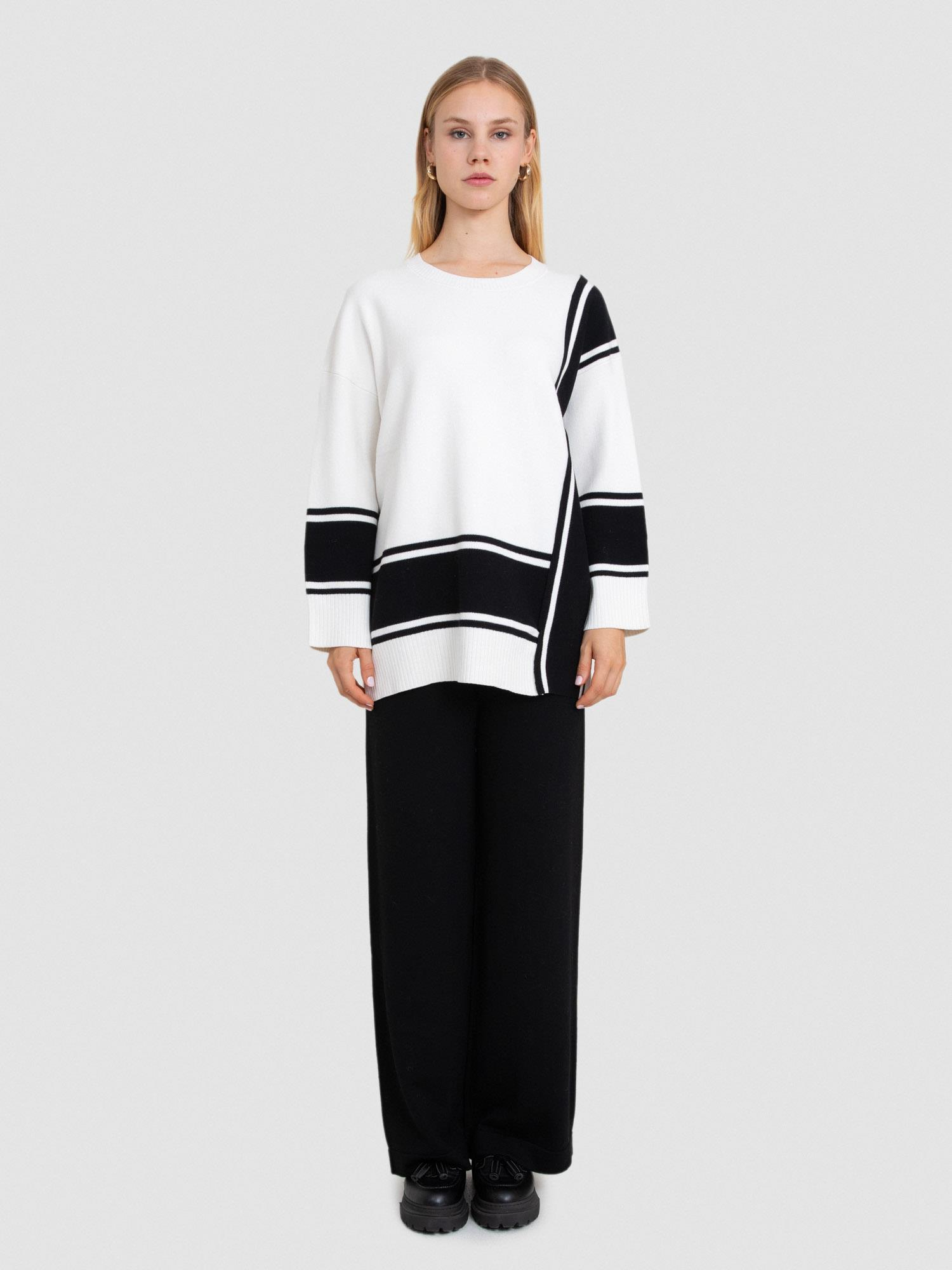 Organik Pamuk Karışımlı Zıt Renk Detaylı Tunik