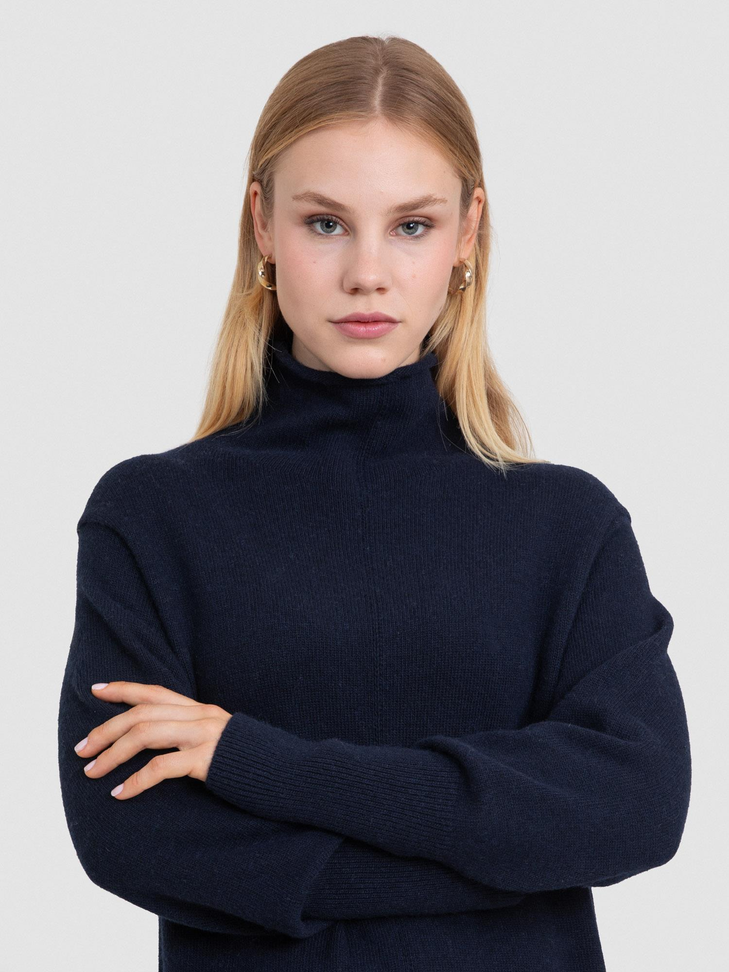 Organik Yün ve Pamuk Karışımlı Dik Yaka Elbise