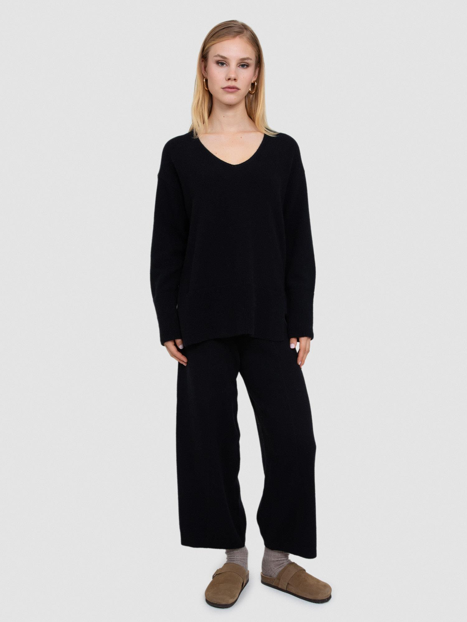 Organik Yün ve Pamuk Karışımlı V yaka Kazak