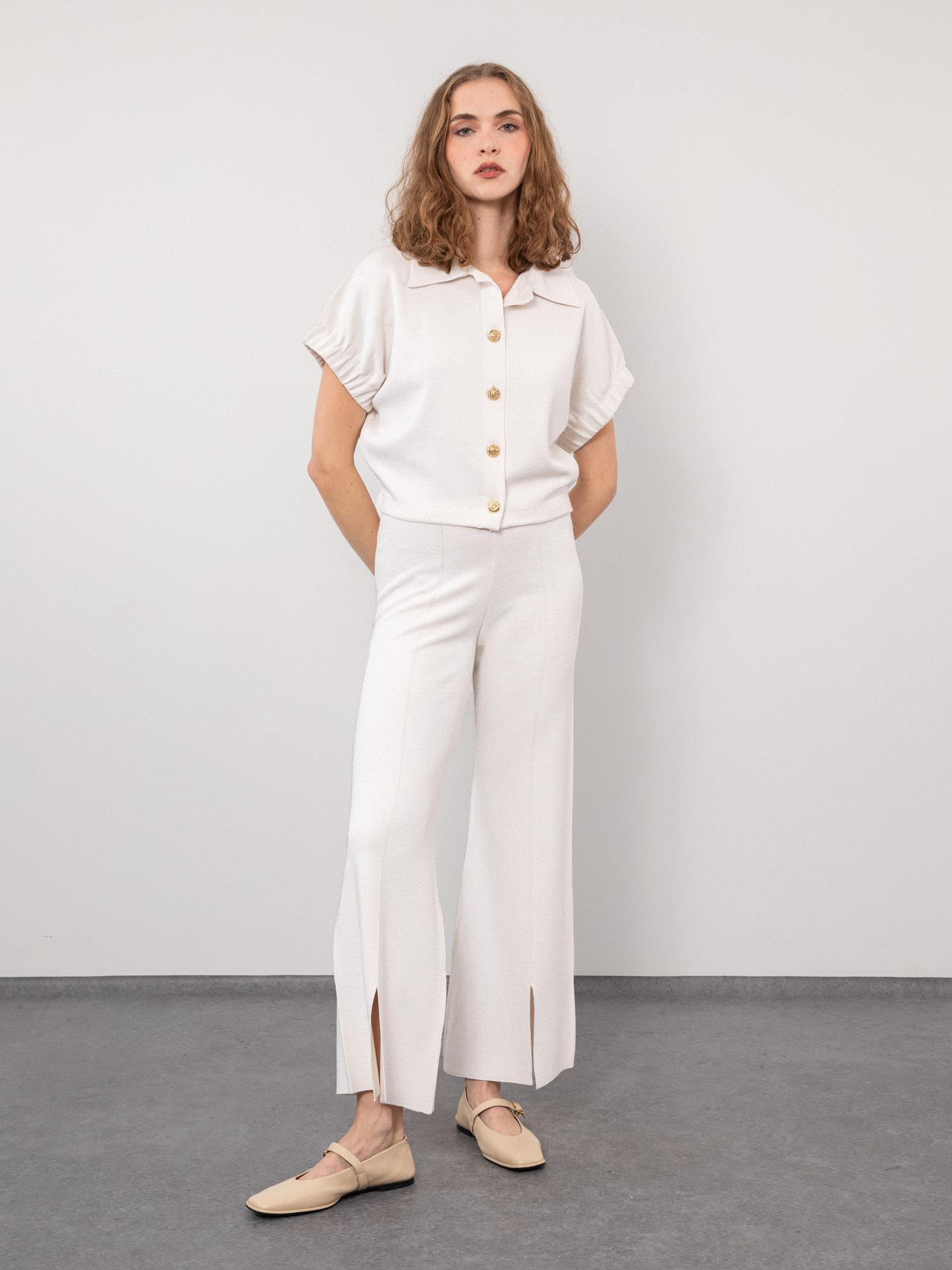 Polo Yaka Düğme Detaylı Hırka