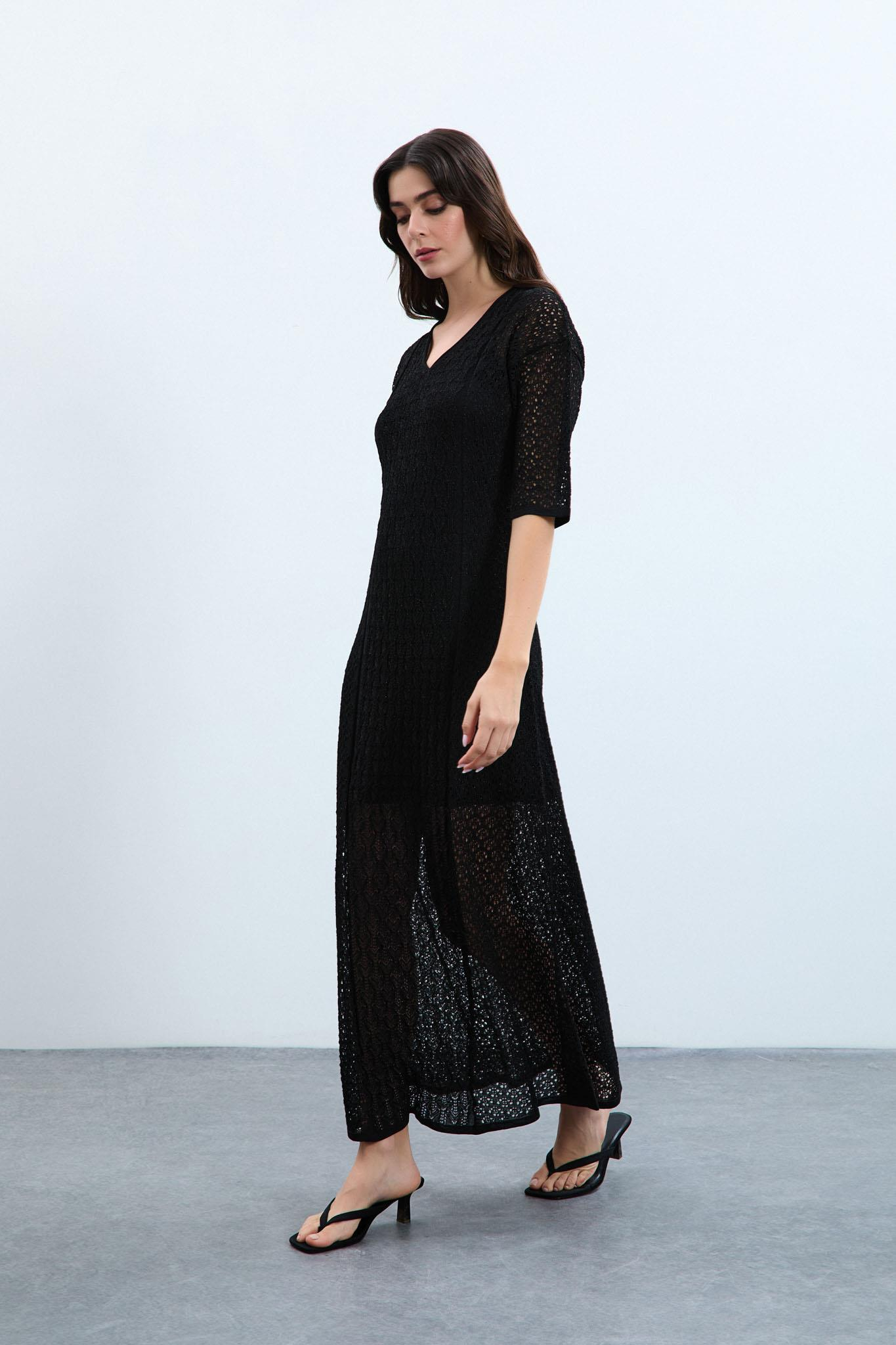 V Yaka Metalik İp Detaylı Elbise