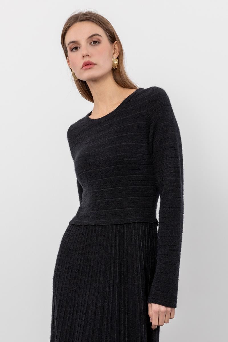 Платье миди с металлическими нитями и деталями из шерстяной пряжи