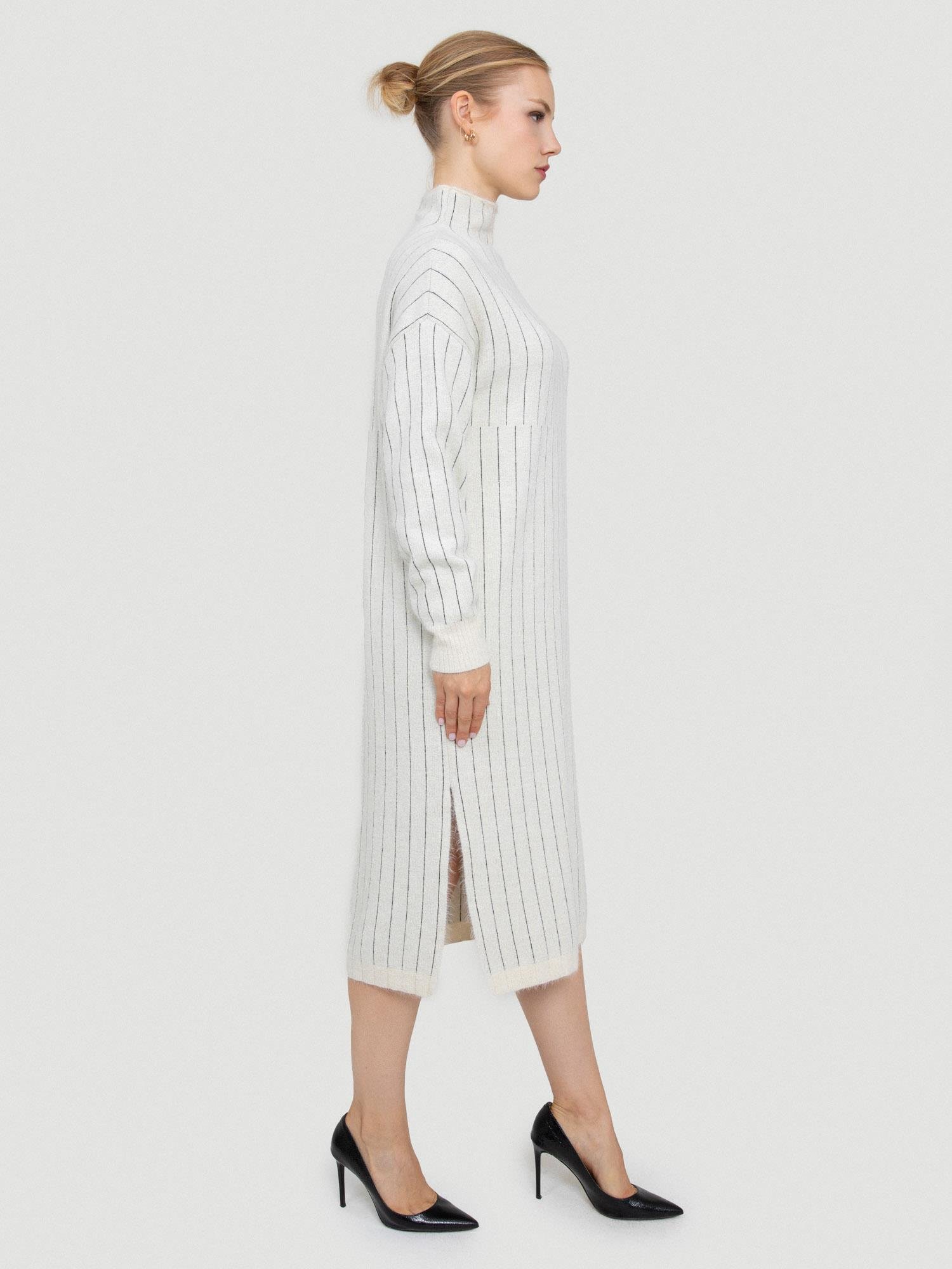 Yün Karışımlı Metalik ipli Tüylü Elbise