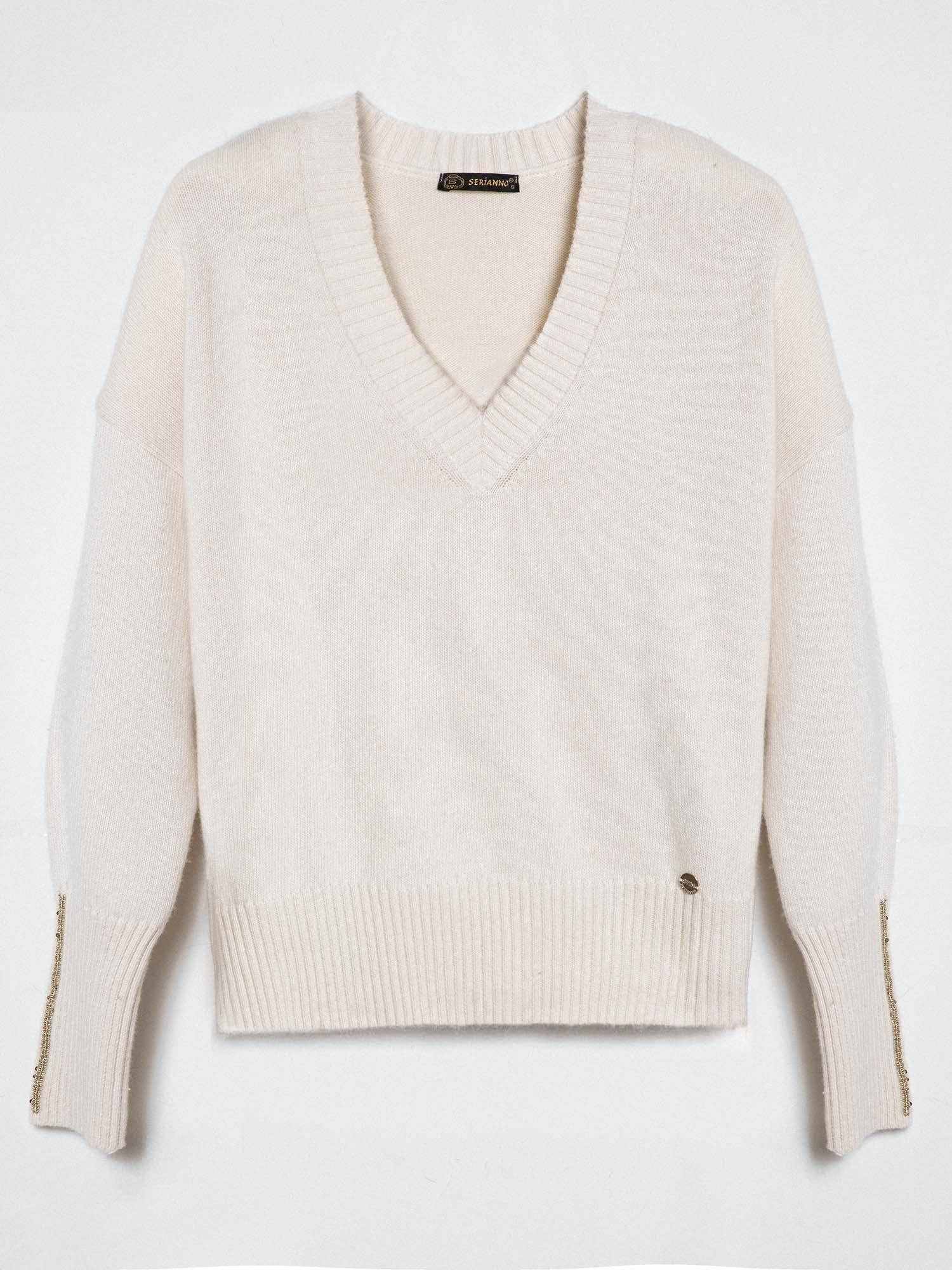 Yün Karışımlı V Yaka Metalik Şerit Detaylı Kazak