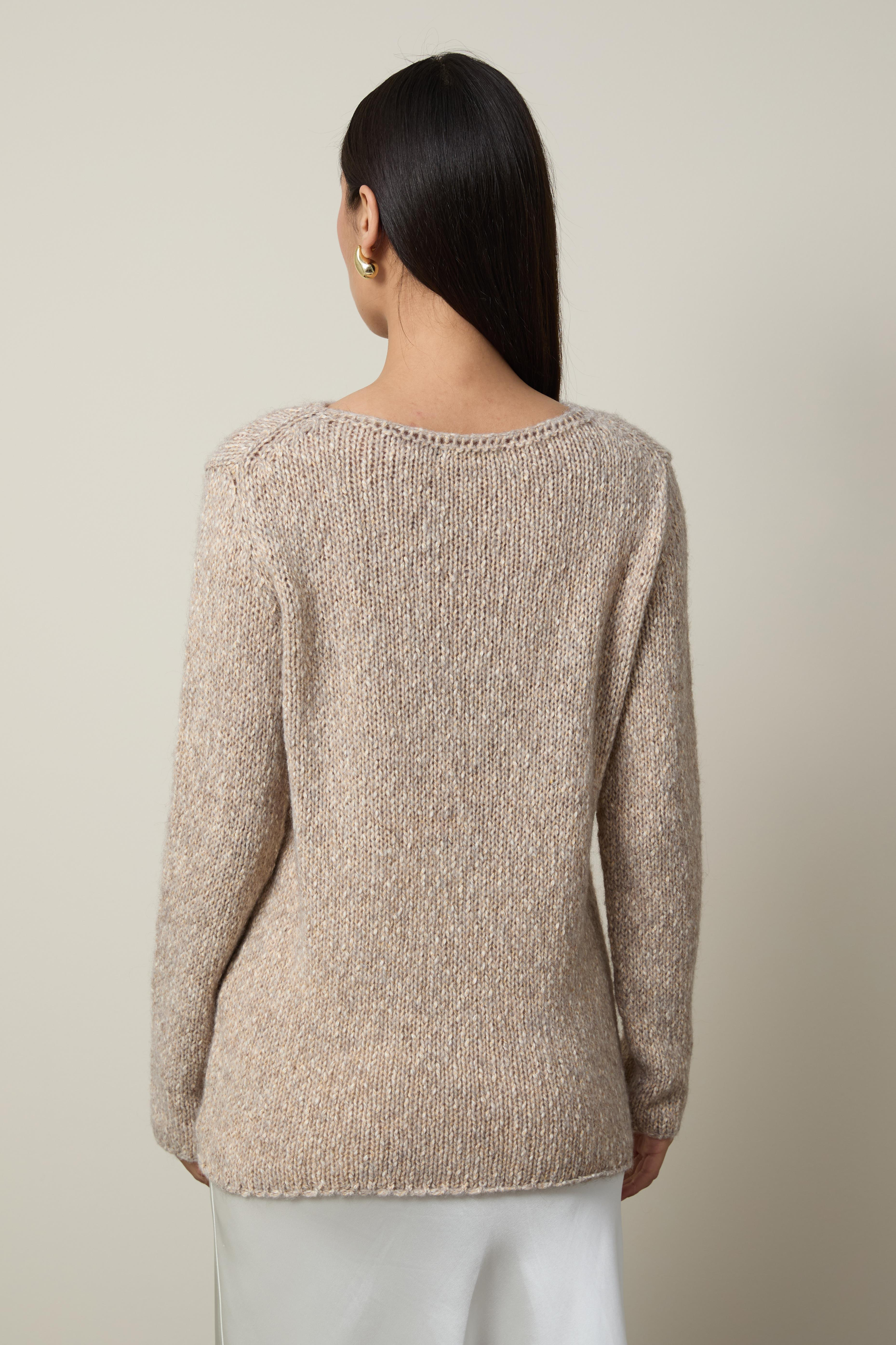 Yün Karışımlı Yaka Detaylı Kazak