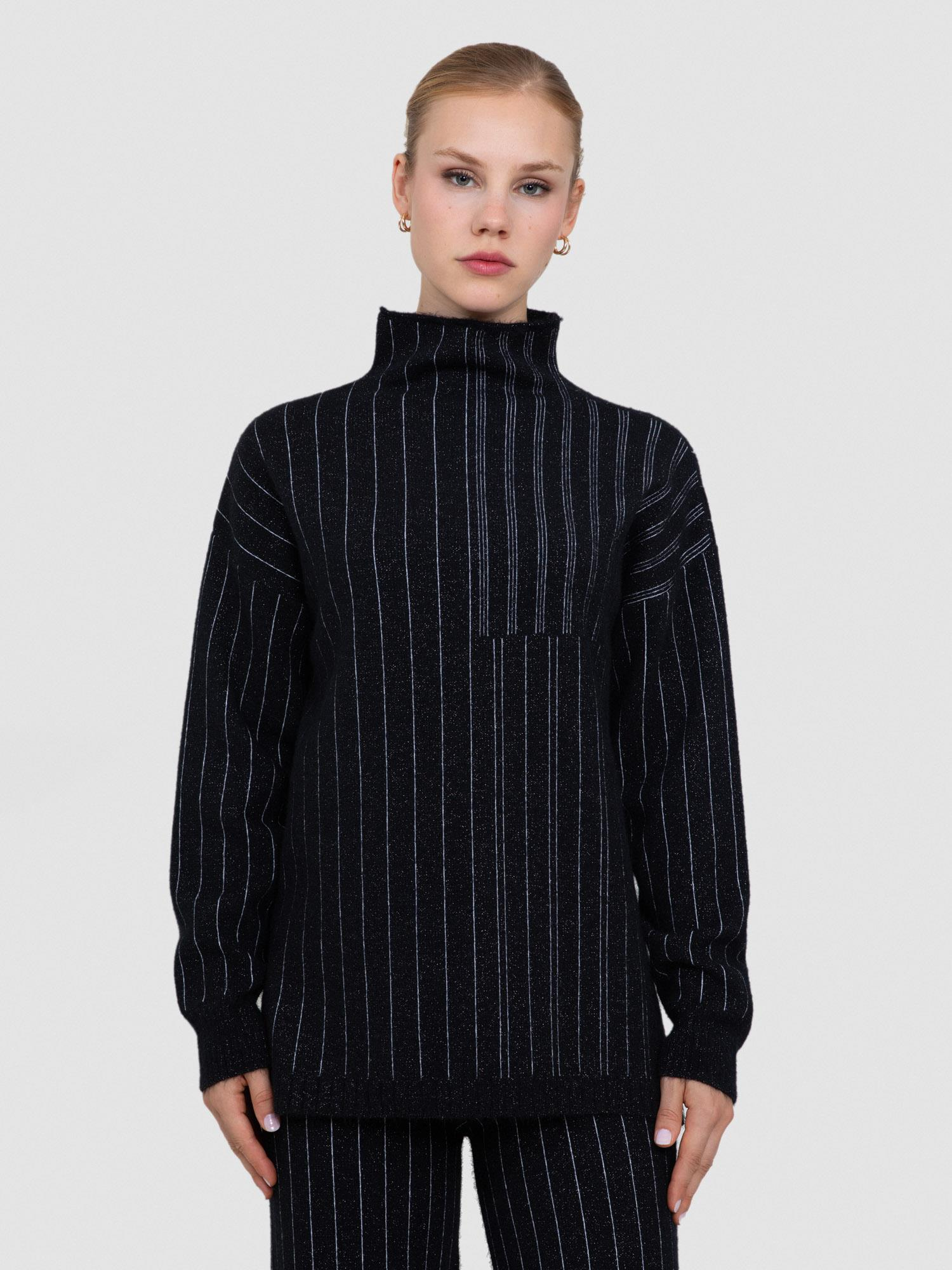 Yün Karışımlı Zıt Renk Şeritli Dik Yaka Kazak