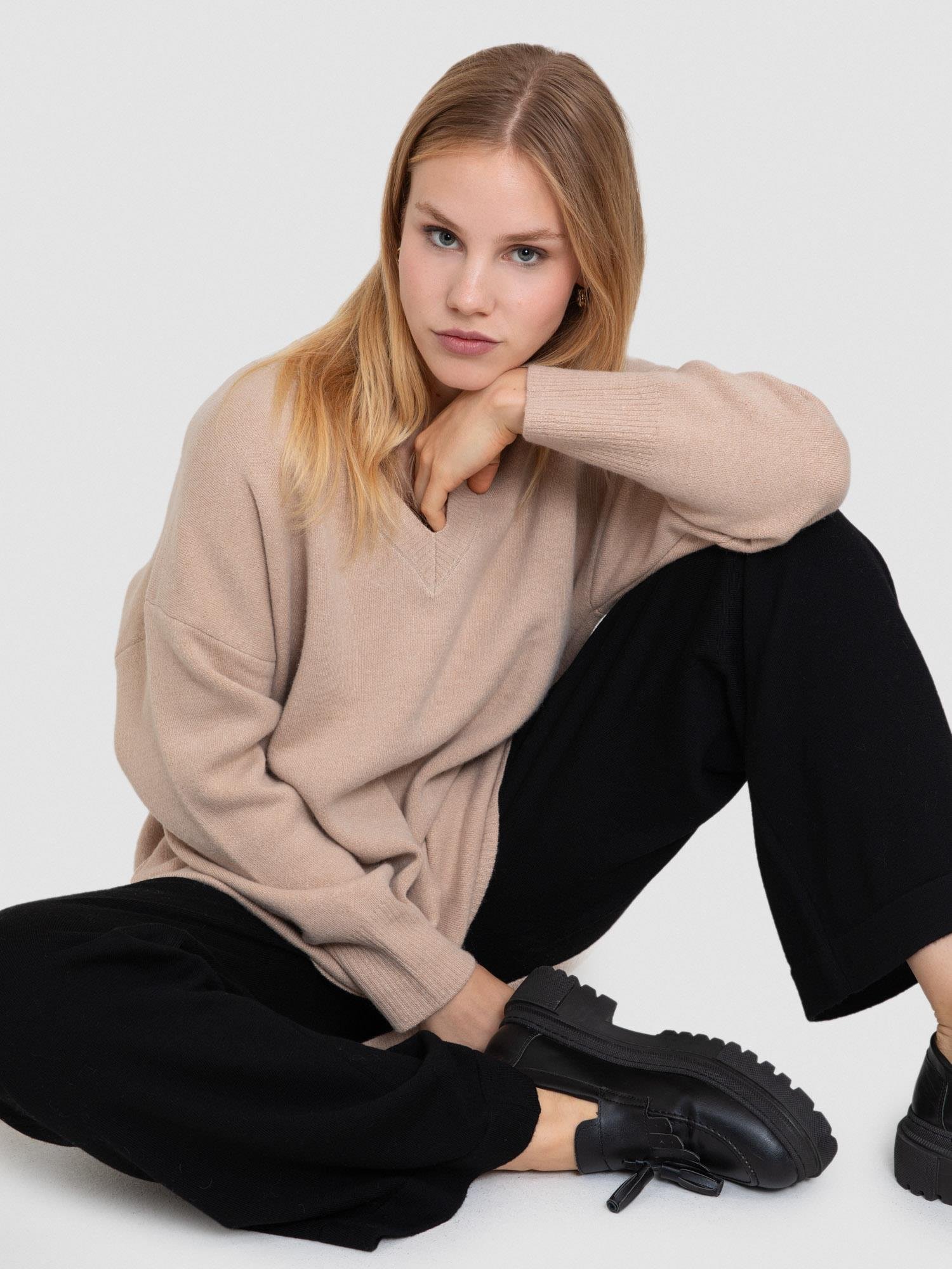 Yün ve Kaşmir Karışımlı V yaka Tunik