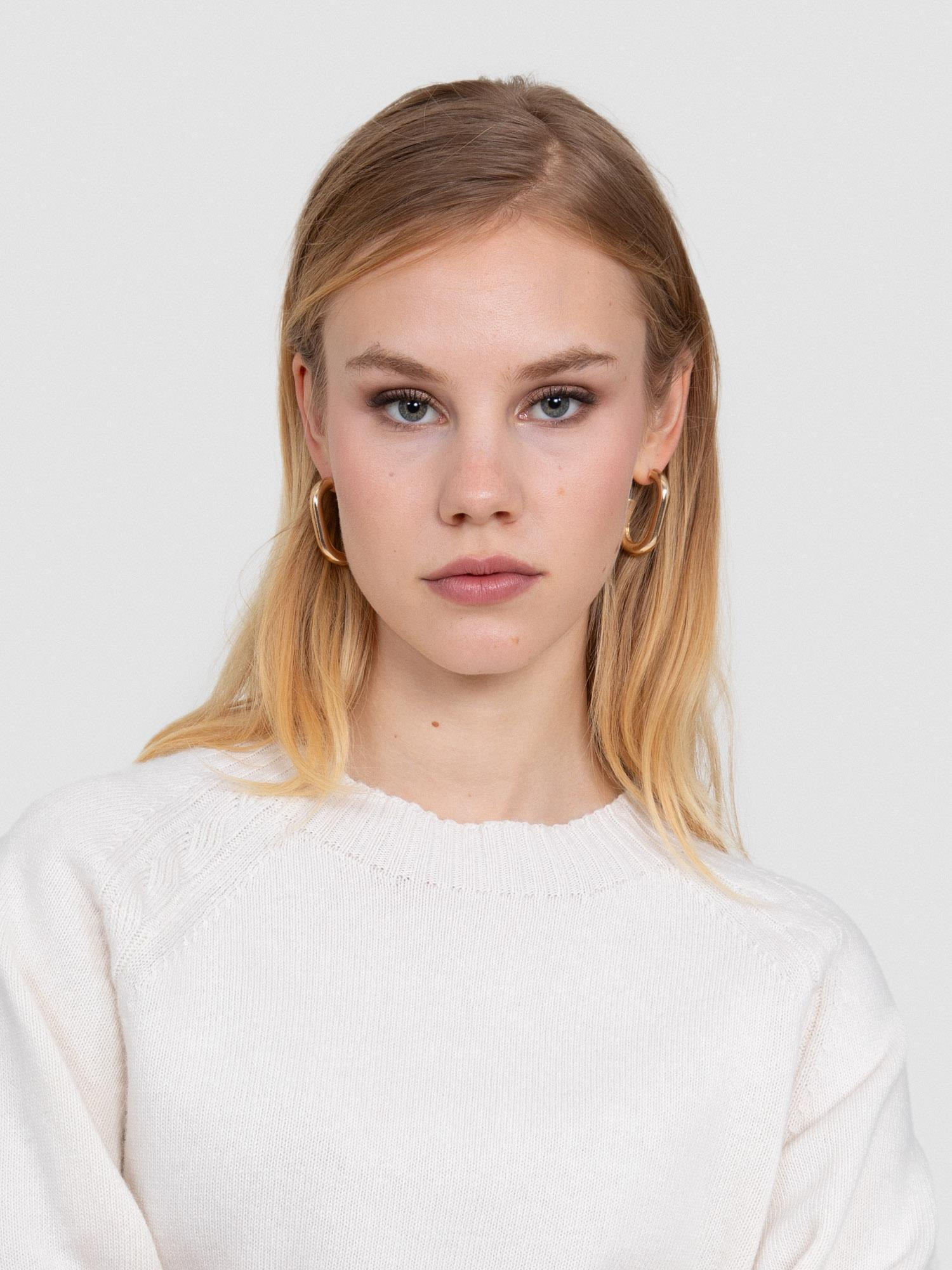 Yün ve Pamuk Karışımlı Kablo Örgülü Kazak