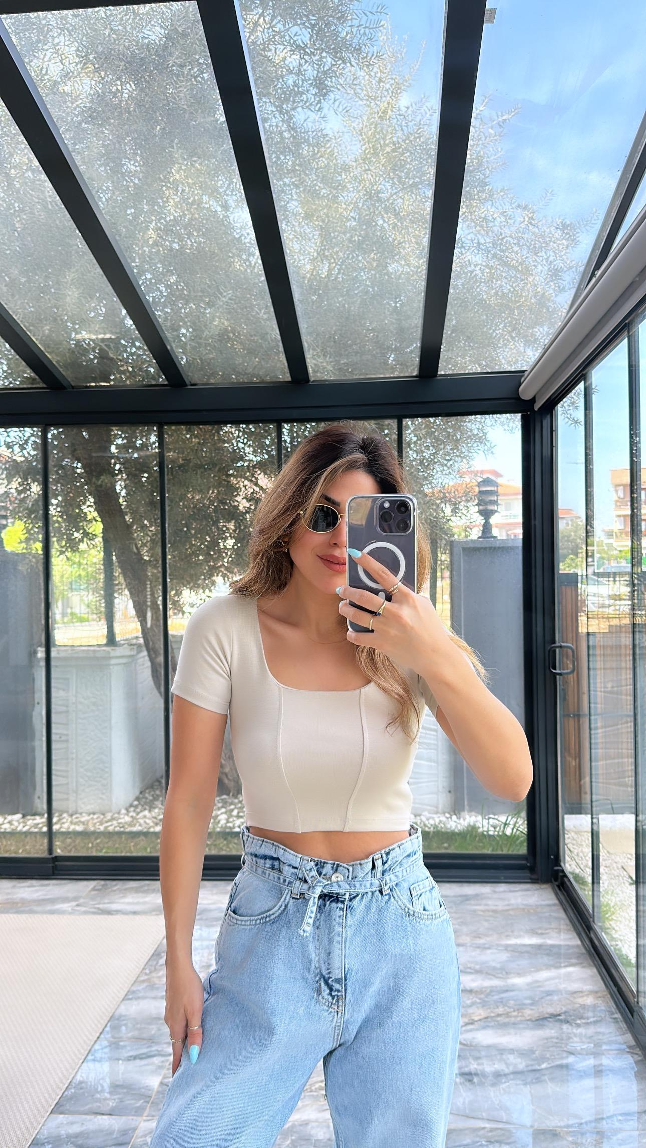 Bej Basic Dikişli Crop