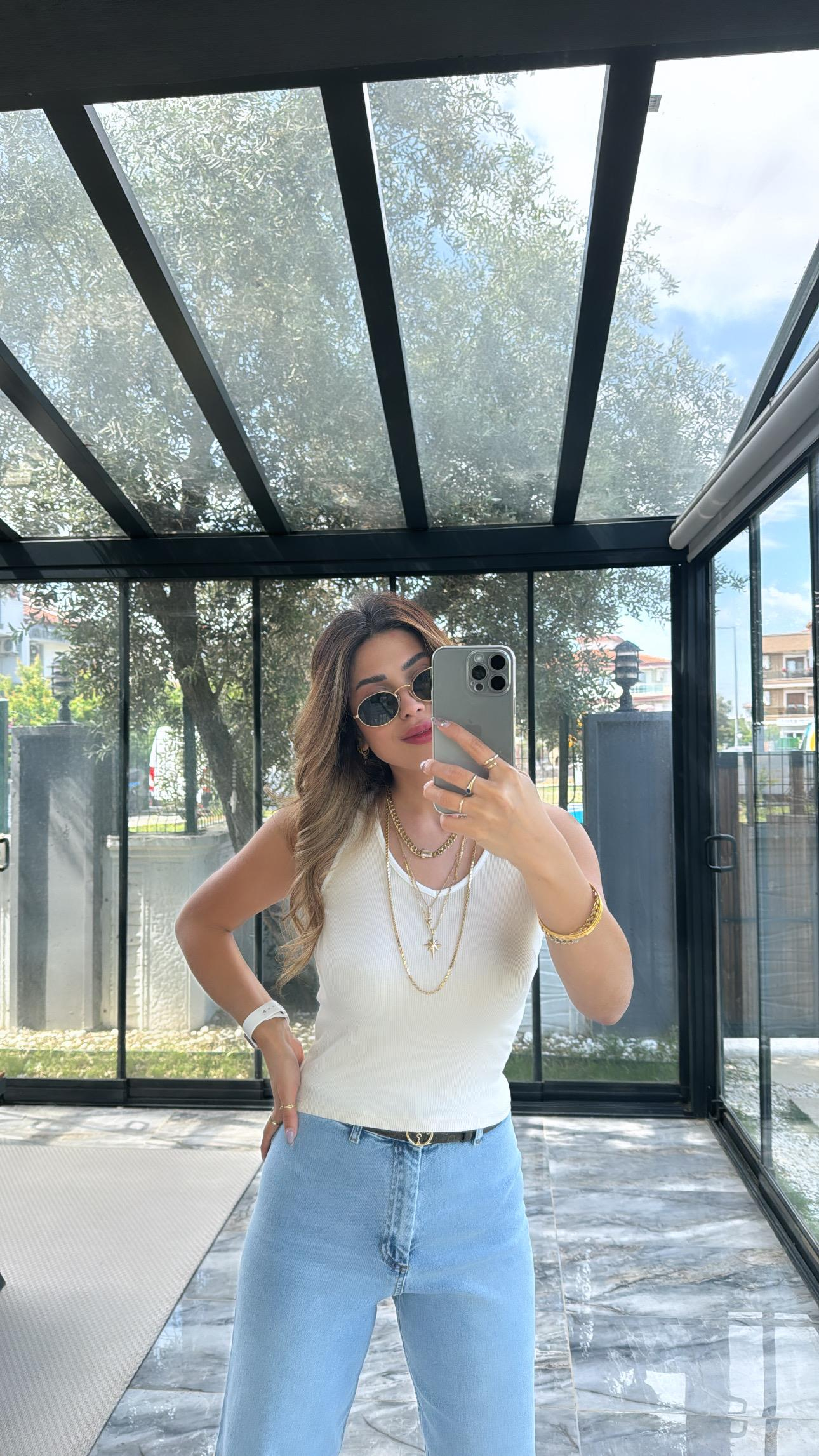 Bej Biyeli Massimo Atlet