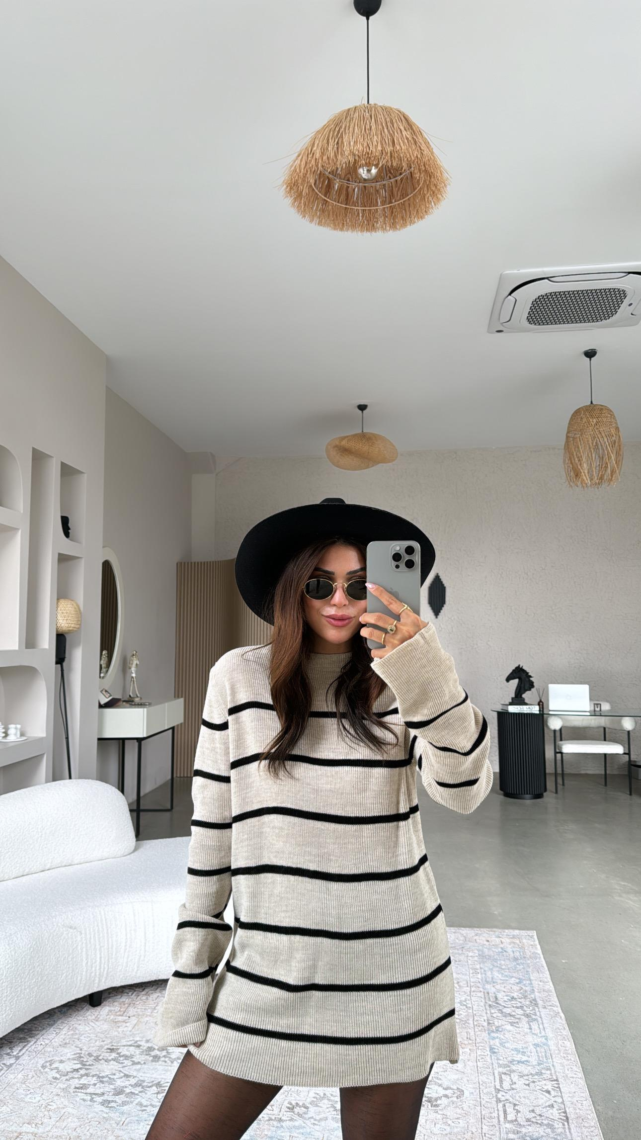 Bej Çizgili Triko Tunik