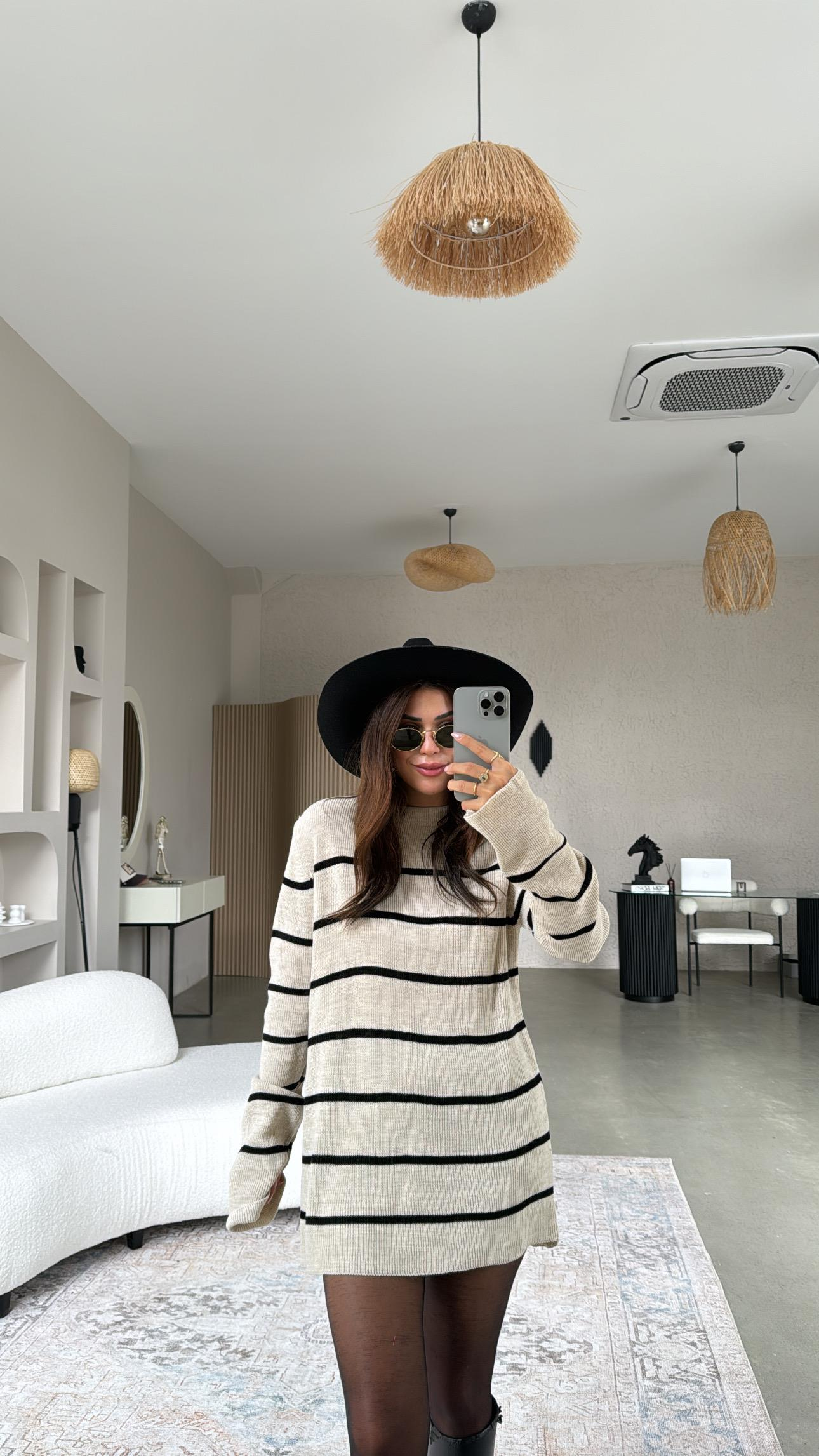 Bej Çizgili Triko Tunik