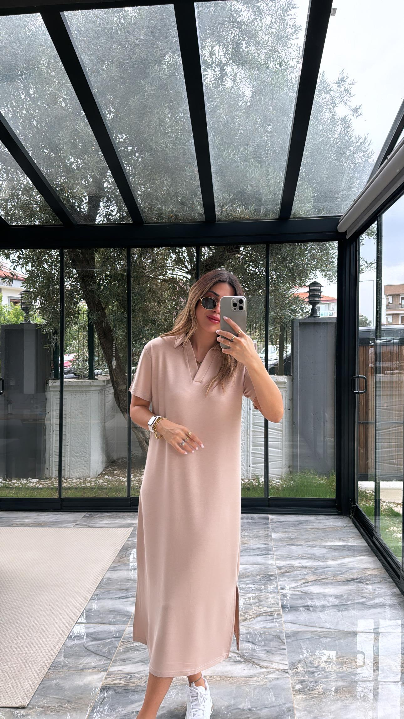 Bej Polo Yakalı Elbise