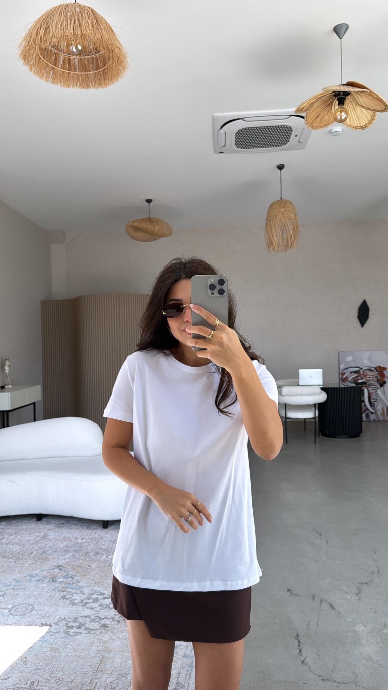 Beyaz Bisiklet Yaka Basic Tshirt