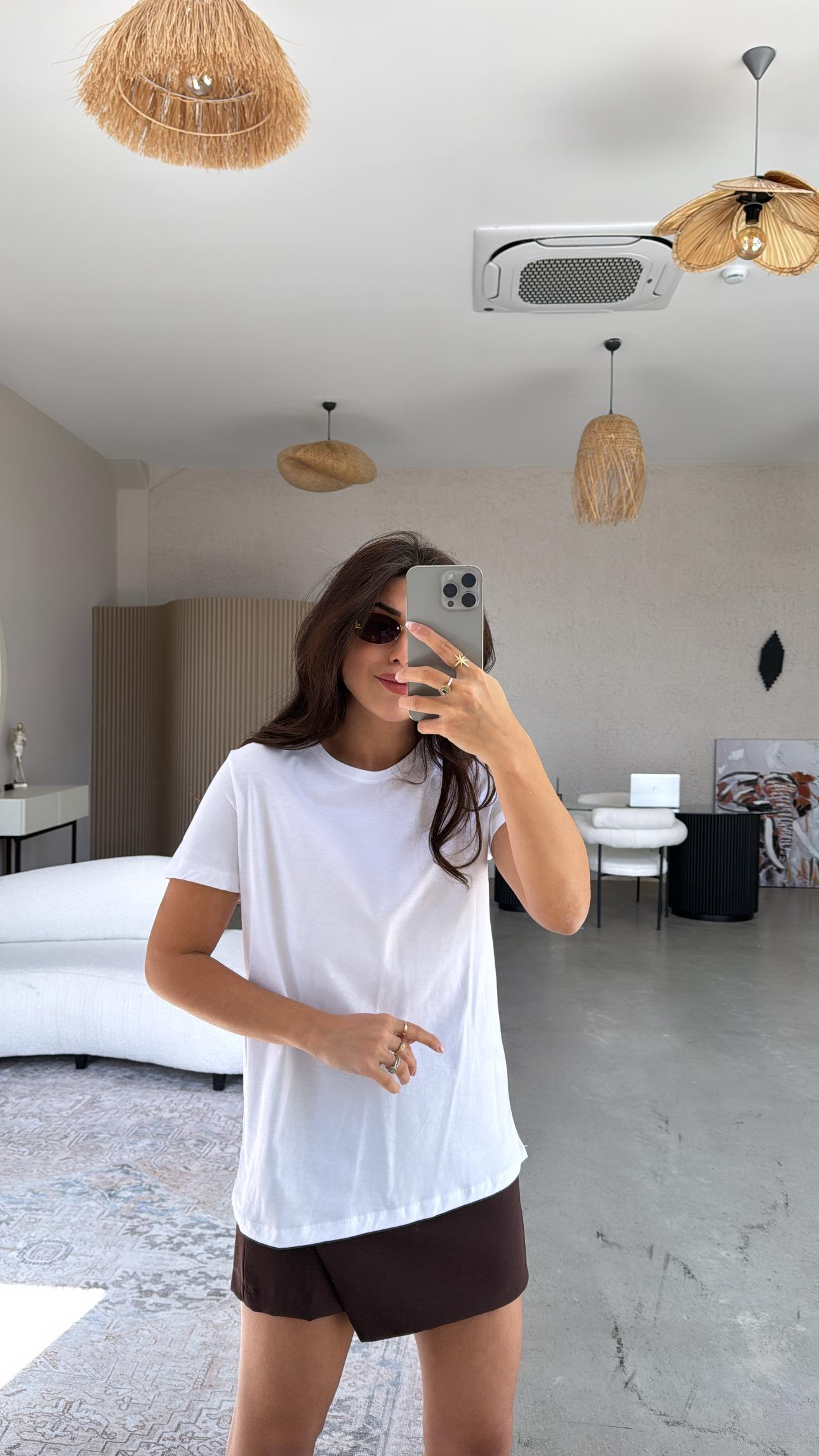 Beyaz Bisiklet Yaka Basic Tshirt