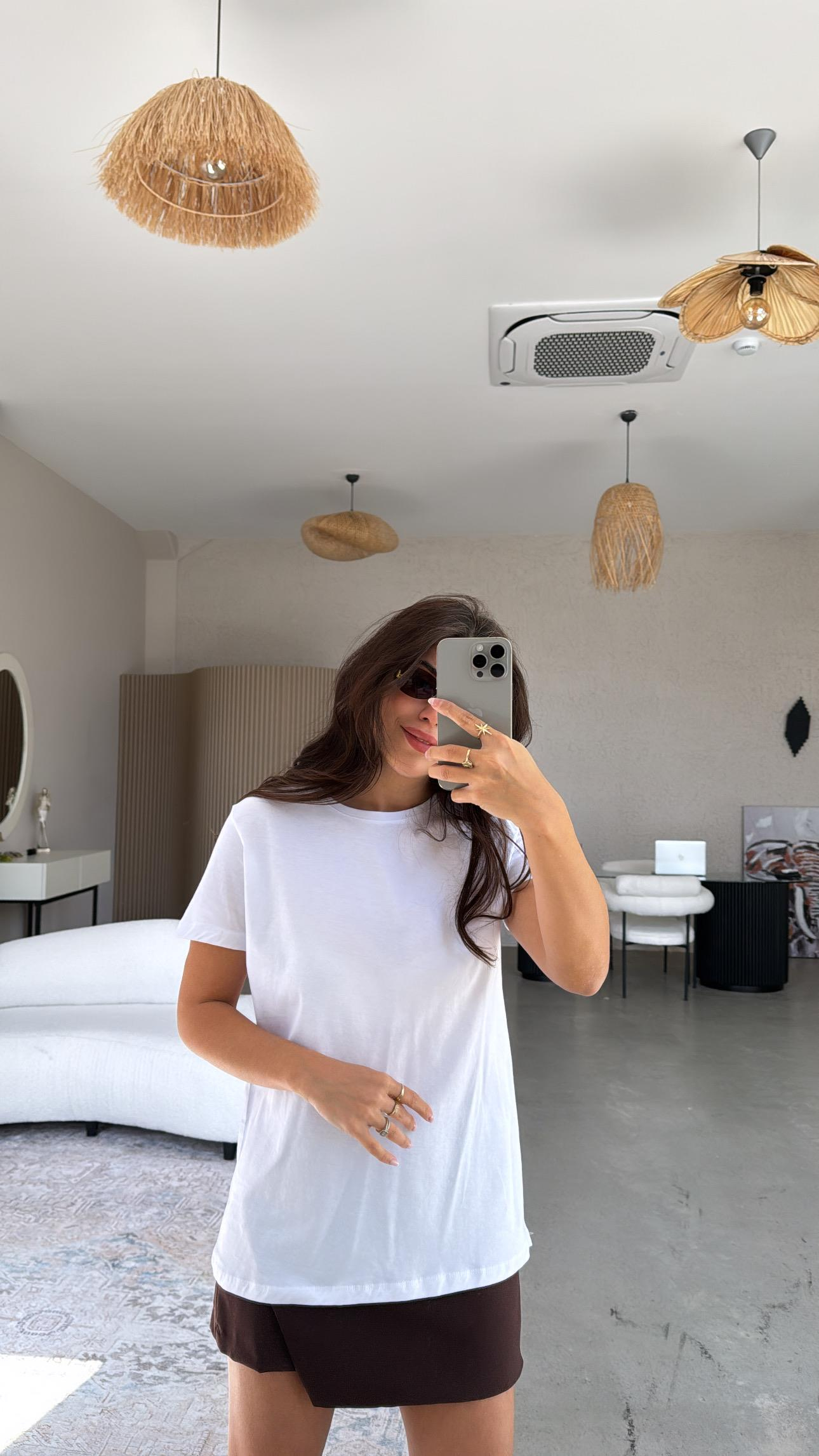 Beyaz Bisiklet Yaka Basic Tshirt