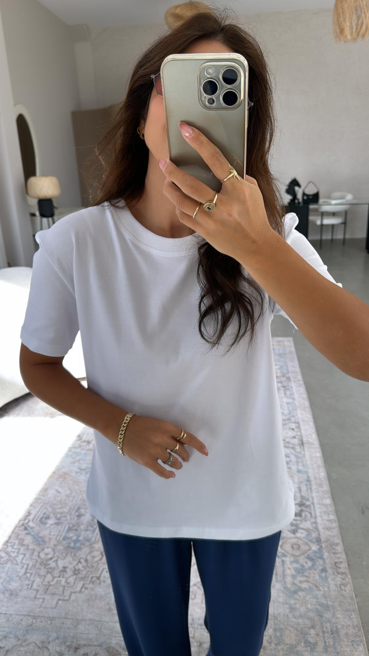 Beyaz Buketteke Premium Basic Tshirt