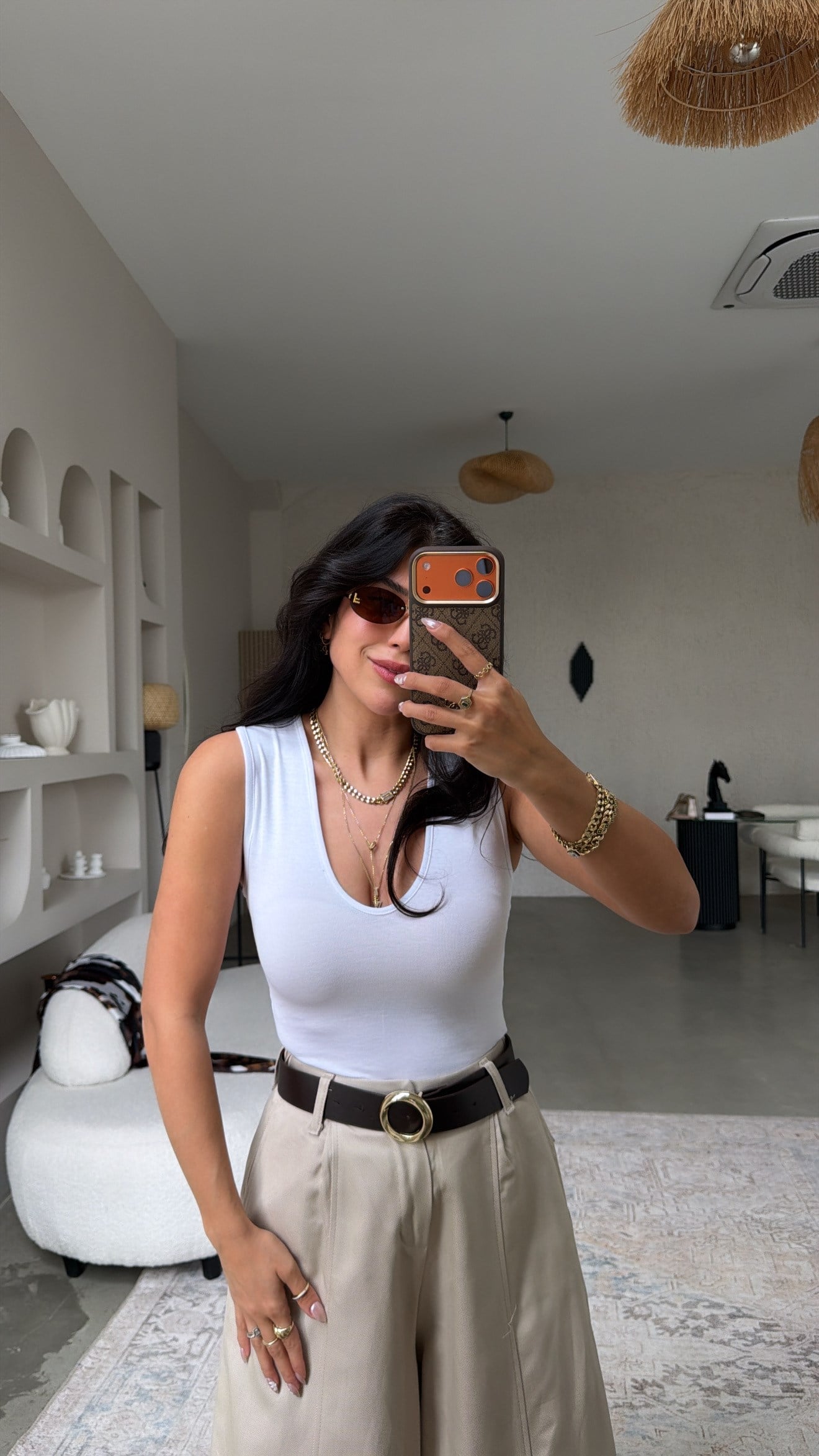 Beyaz Derin V Yaka Bodysuit
