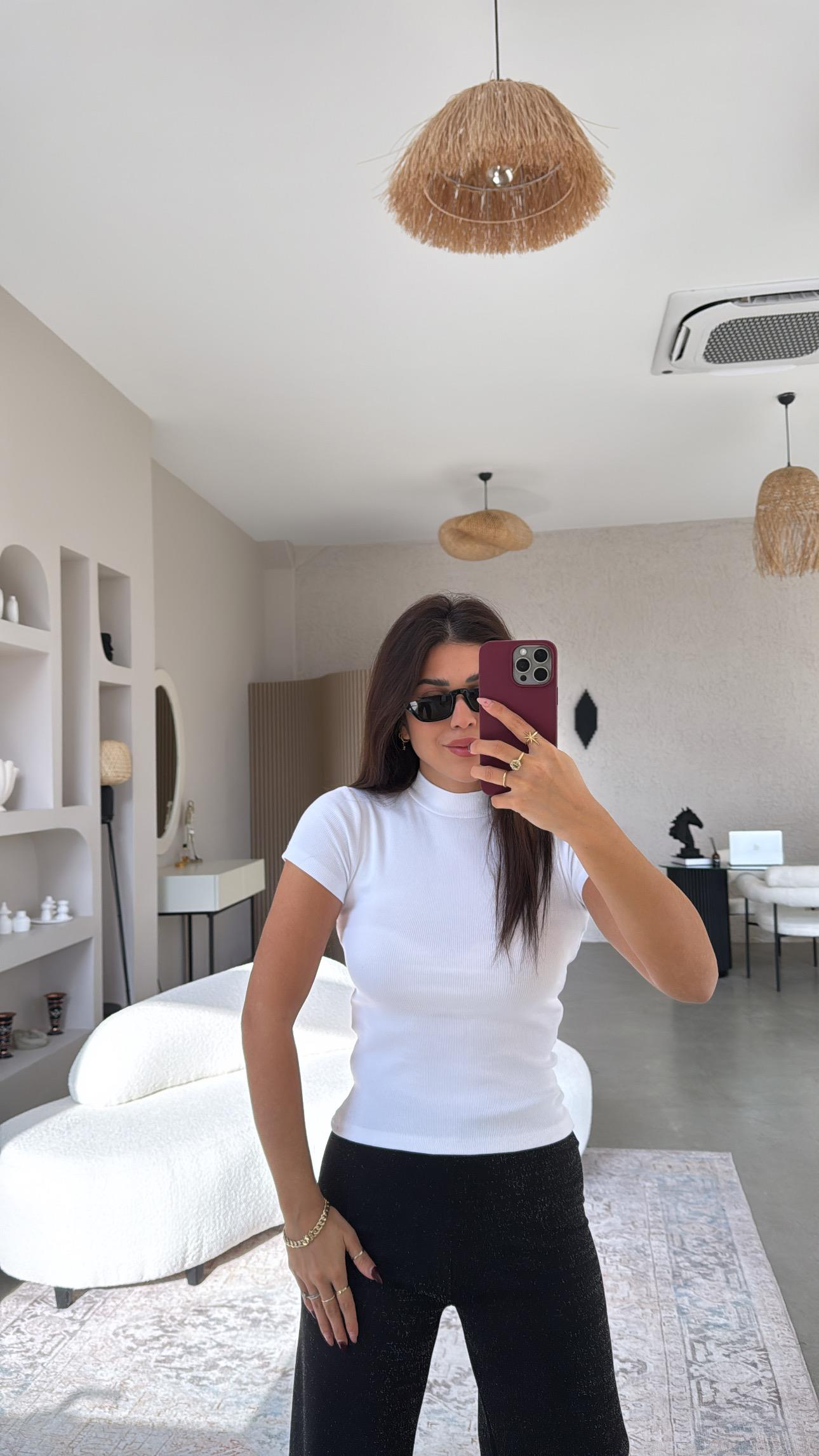 Beyaz Dik Yaka Crop Basic