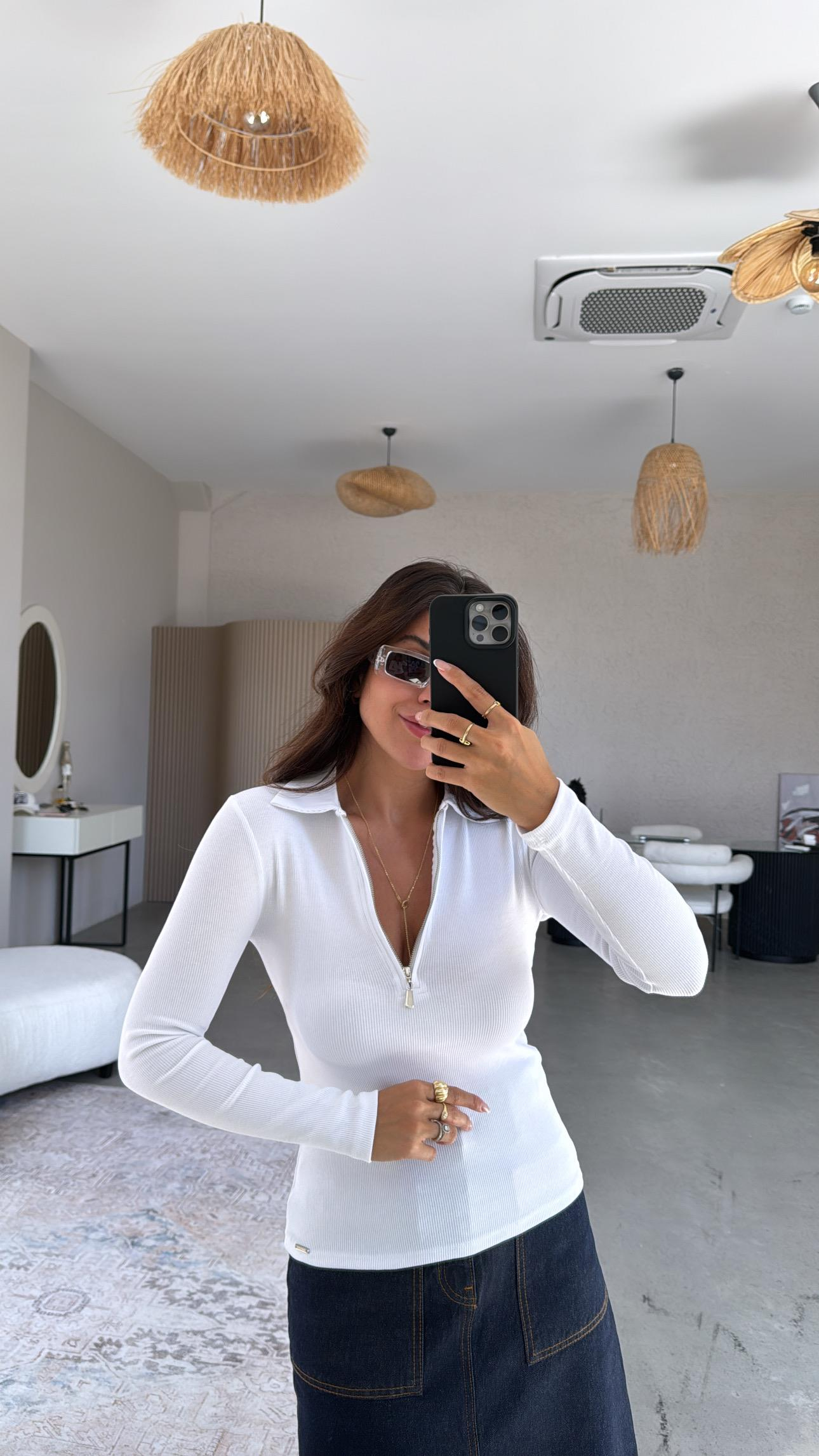 Beyaz Fermuarlı Uzun Kol Basic