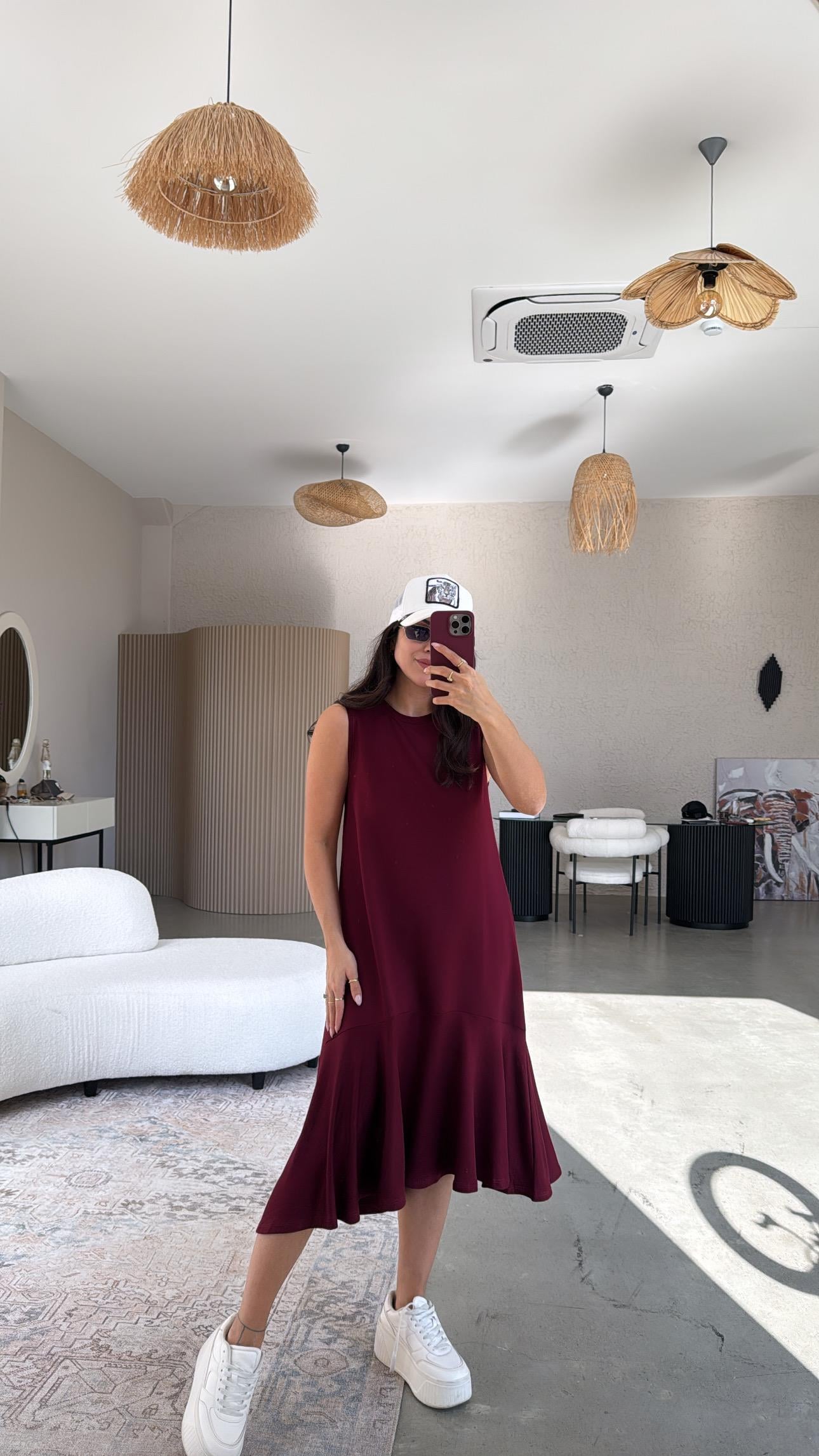 Bordo Altı Volanlı Elbise