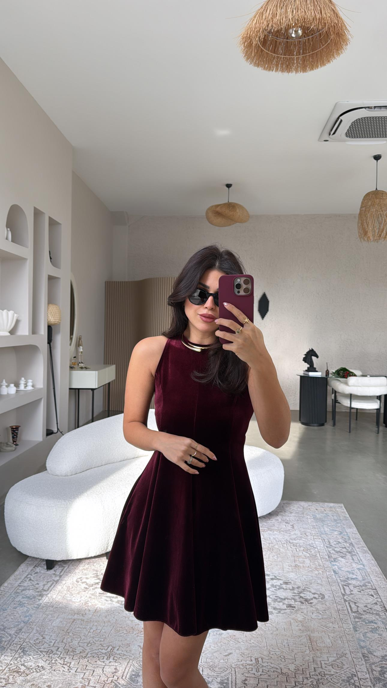 Bordo Kiloş Halter Yaka Kadife Elbise