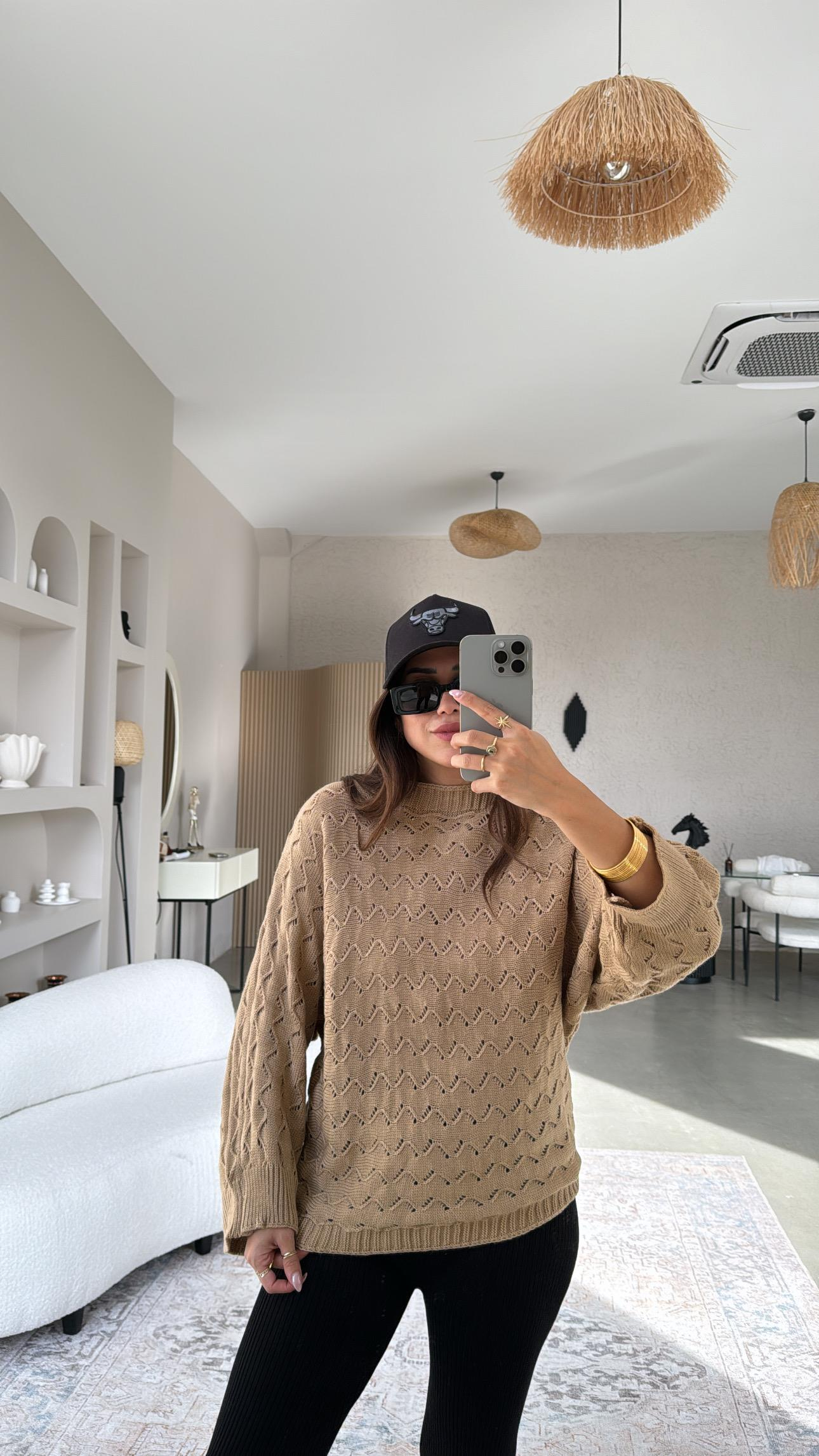 Camel Delikli Triko Kazak