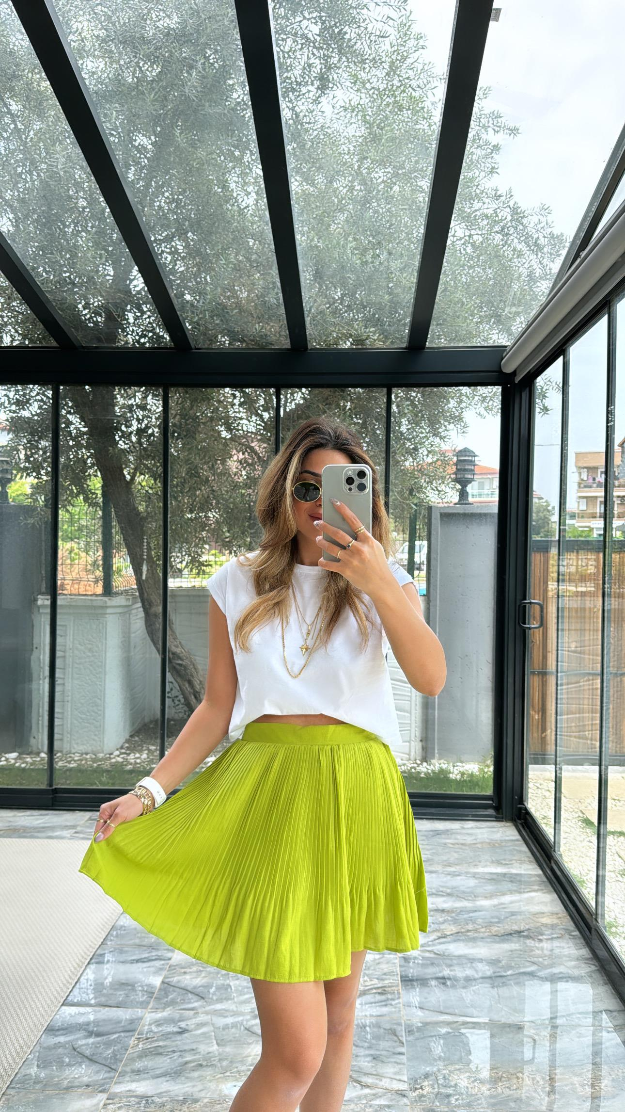 Fıstık Yeşili Piliseli Şortlu Etek