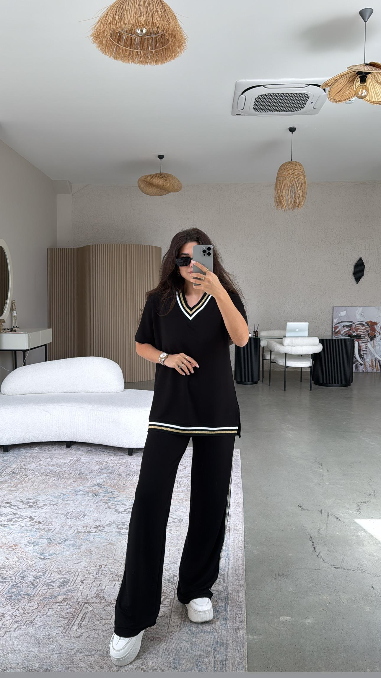 Gold Simli Şeritli Takım