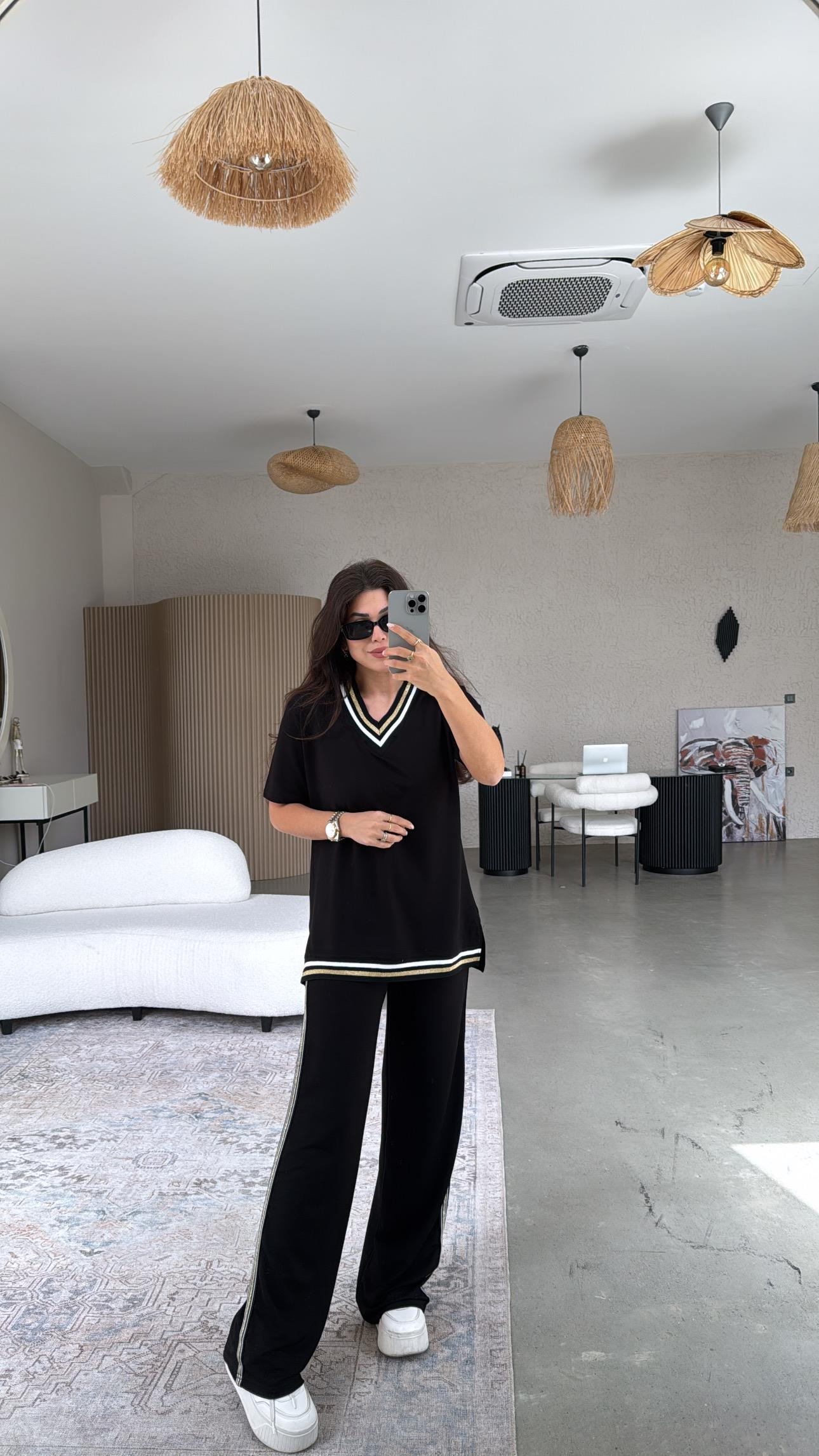 Gold Simli Şeritli Takım