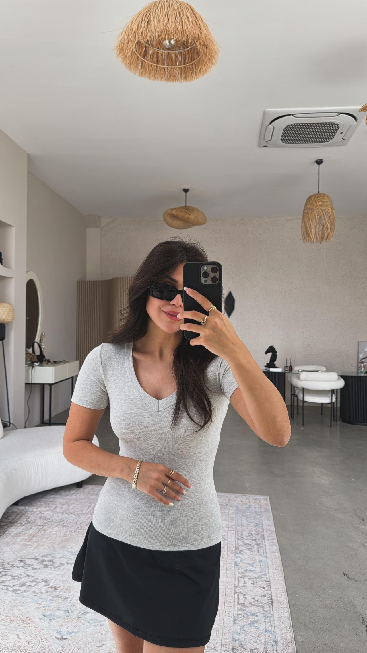 Gri V Yaka Oys Basic