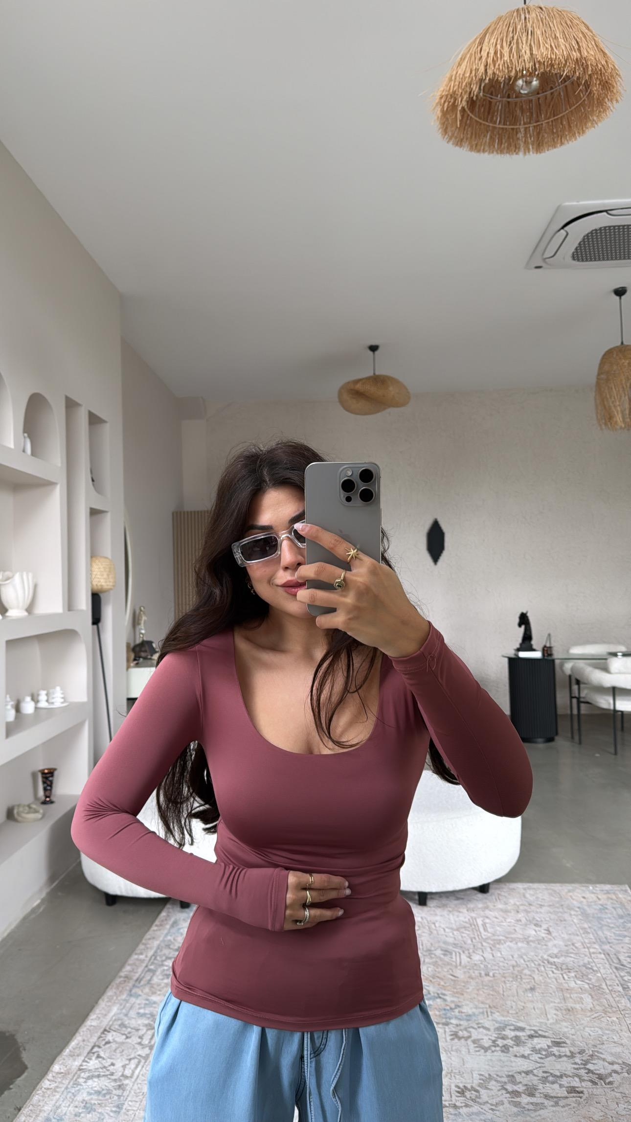 Gülkurusu Kare Yaka Scuba Basic Bluz