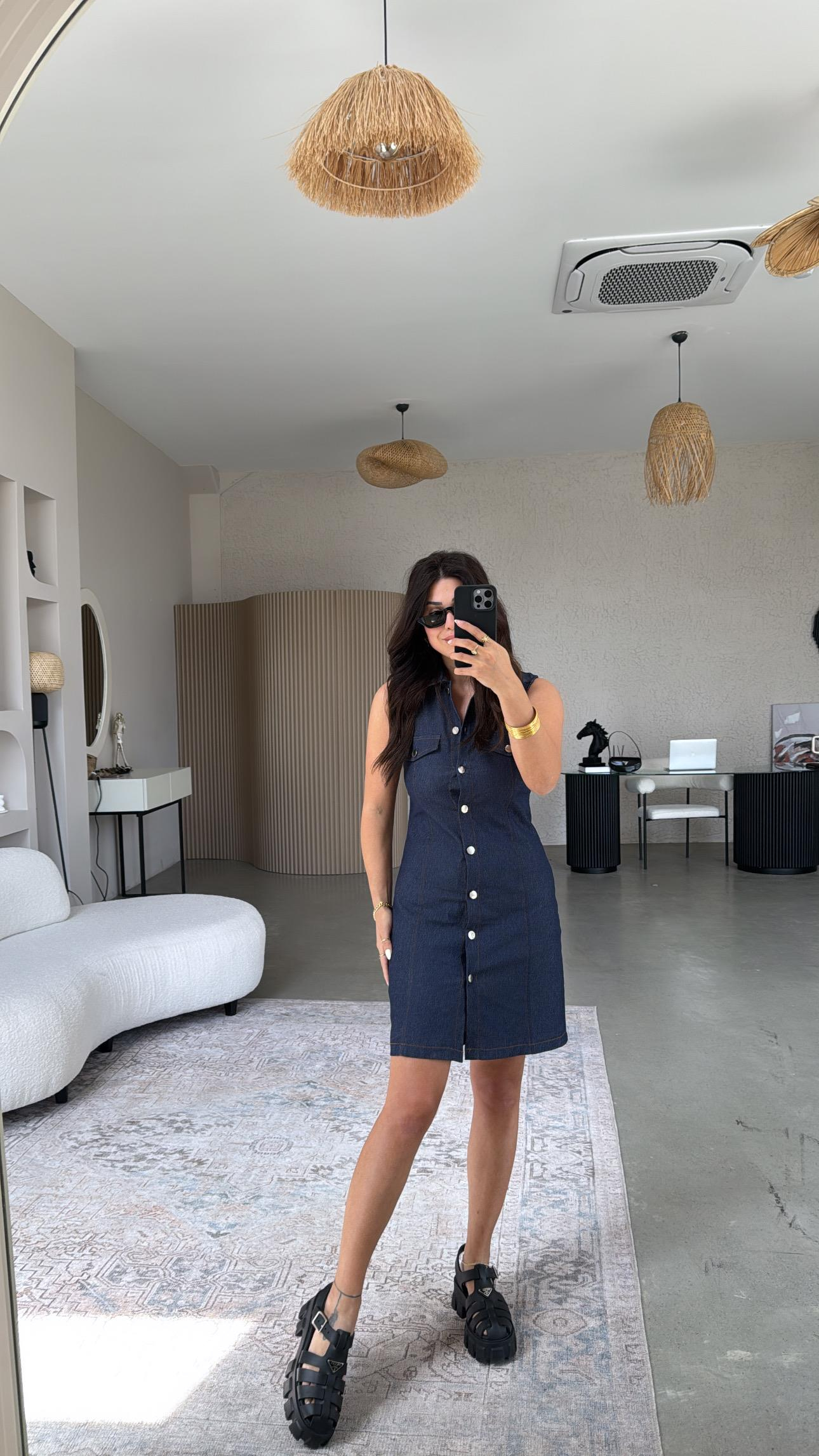 Gümüş Düğmeli Likralı Yakalı Denim Elbise