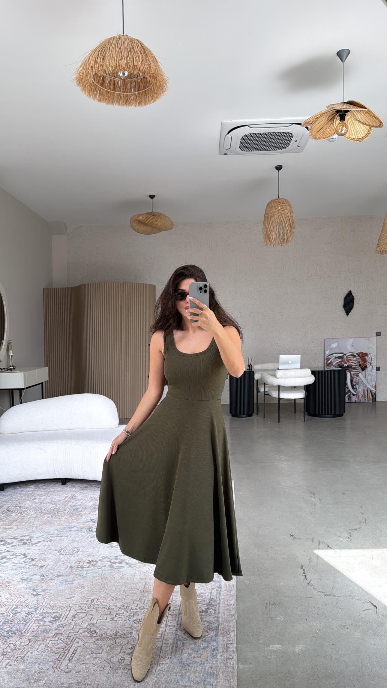 Haki Askılı Kaşkorse Elbise