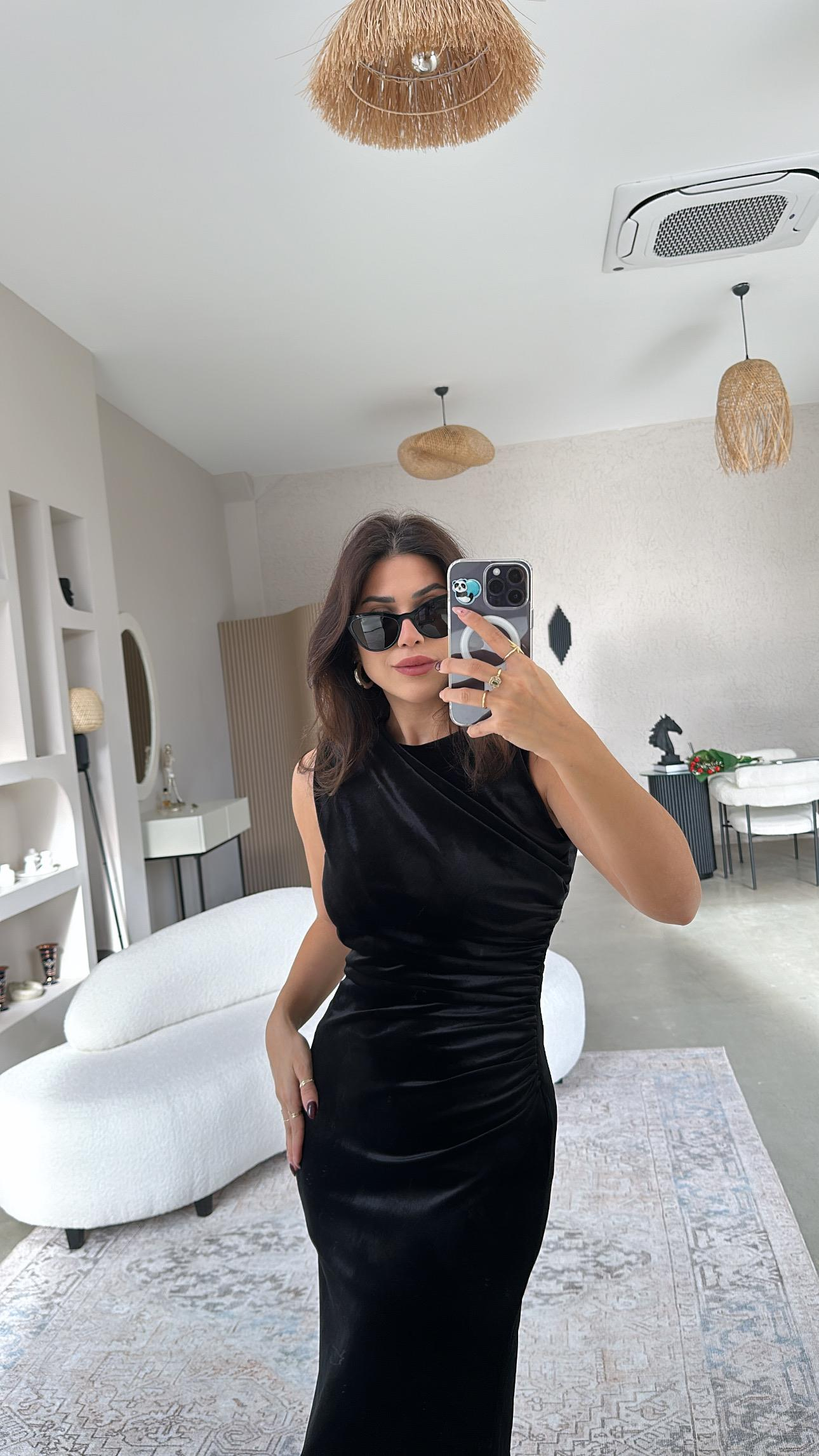 Kadife Drapeli Siyah Maxi Elbise