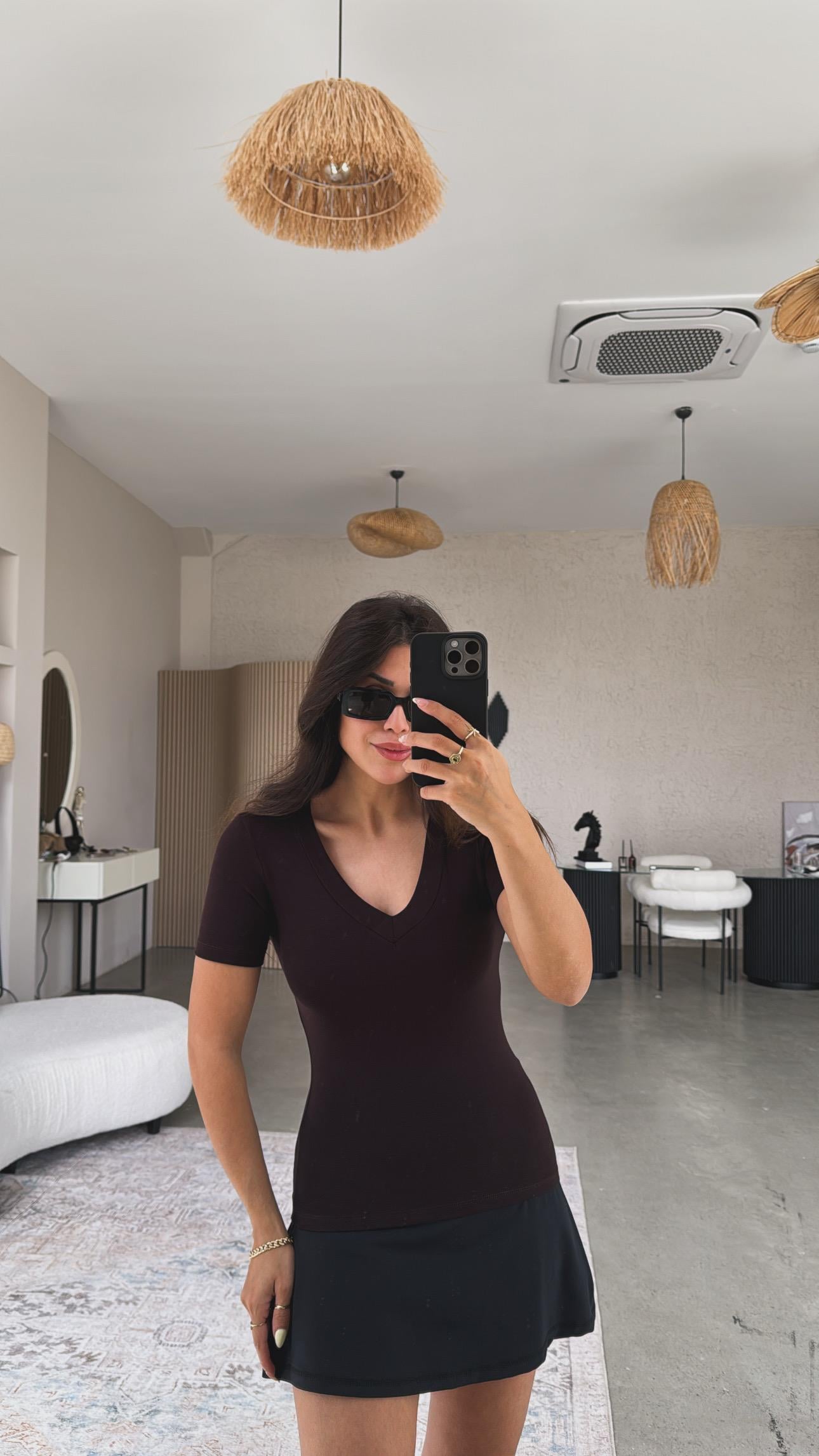 Kahverengi V Yaka Oys Basic