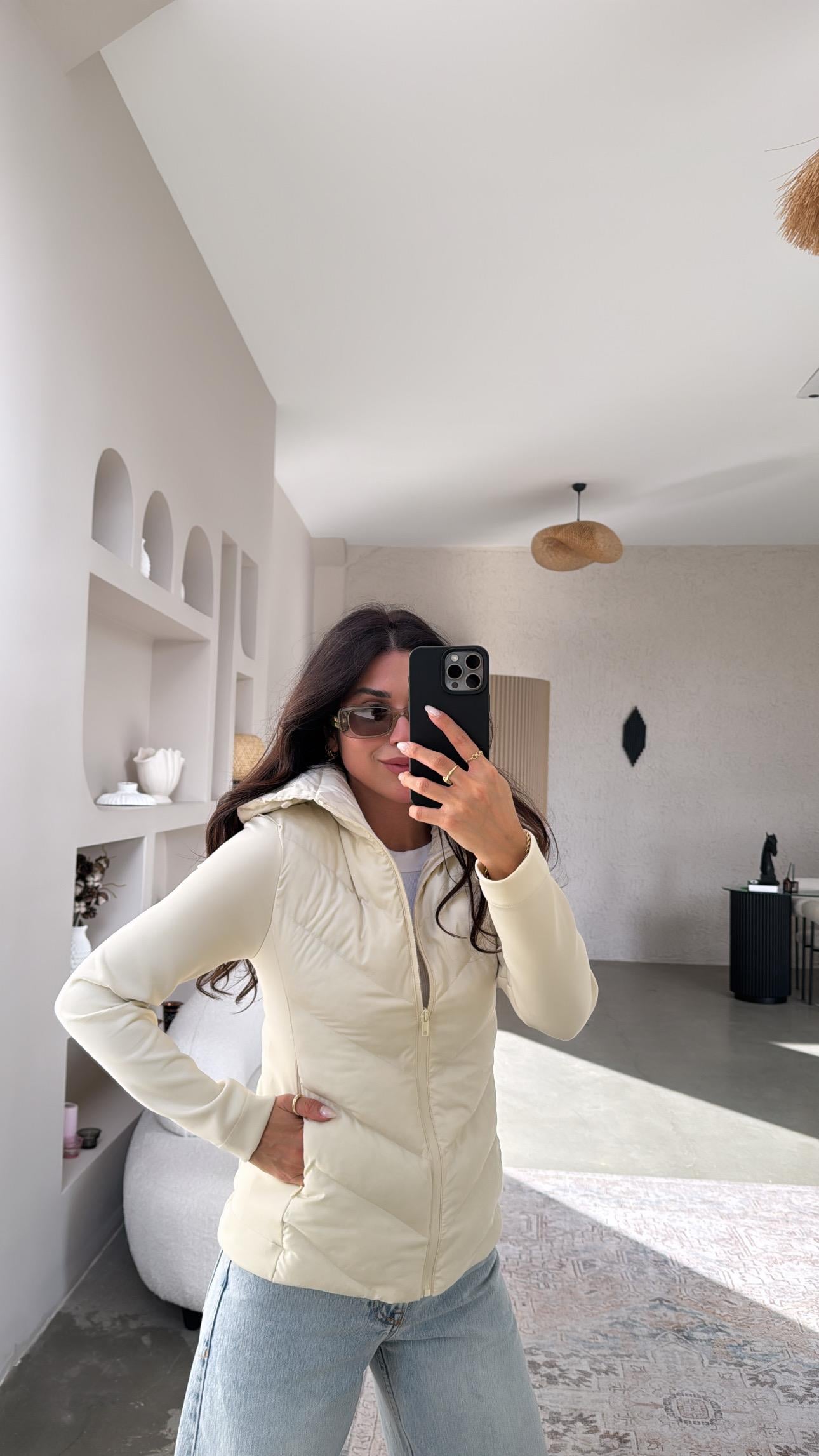 Krem Scuba Detaylı Şişme Mont