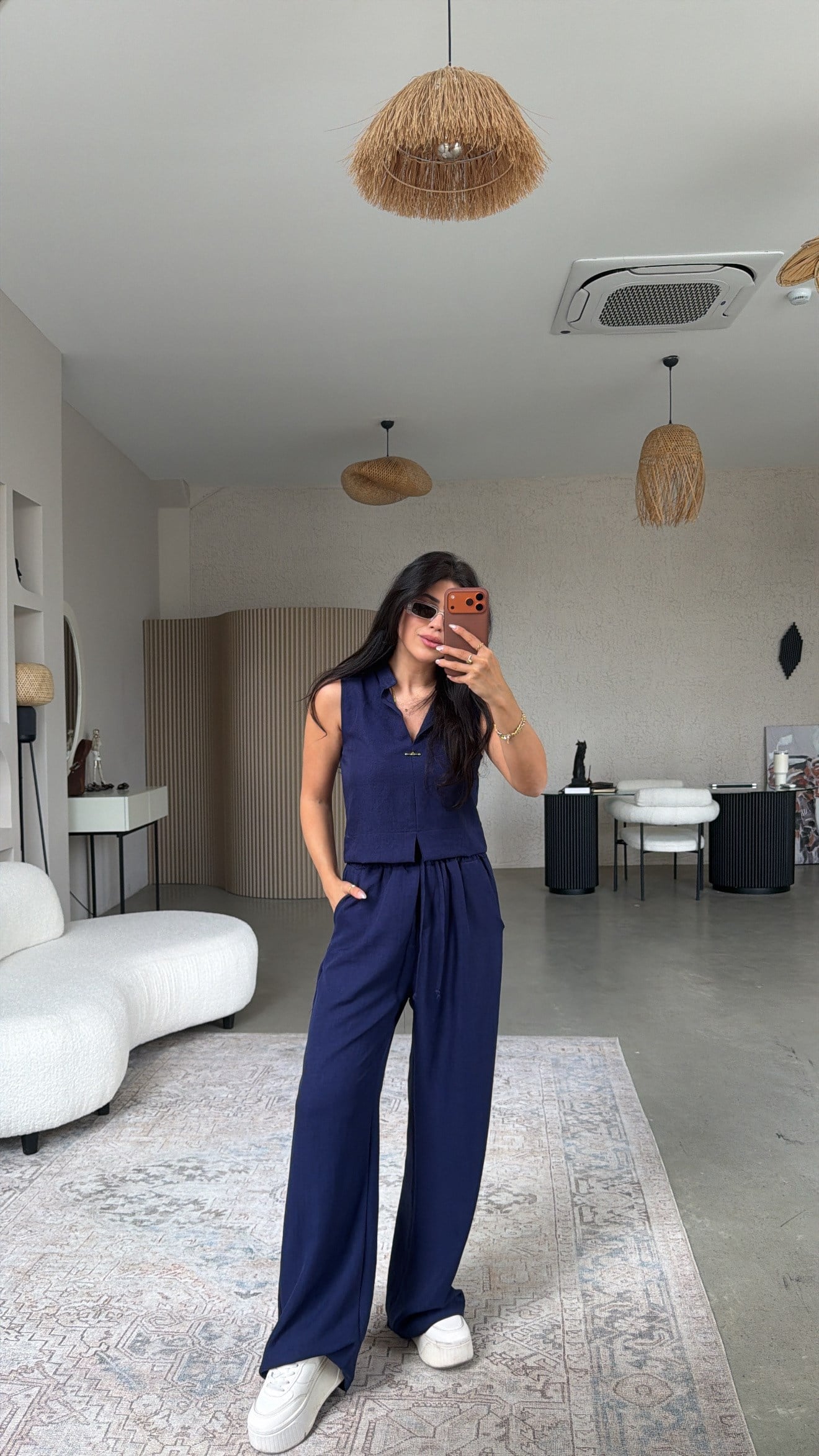 Lacivert Gümüş Aksesuarlı Pantolon Bluz Takım